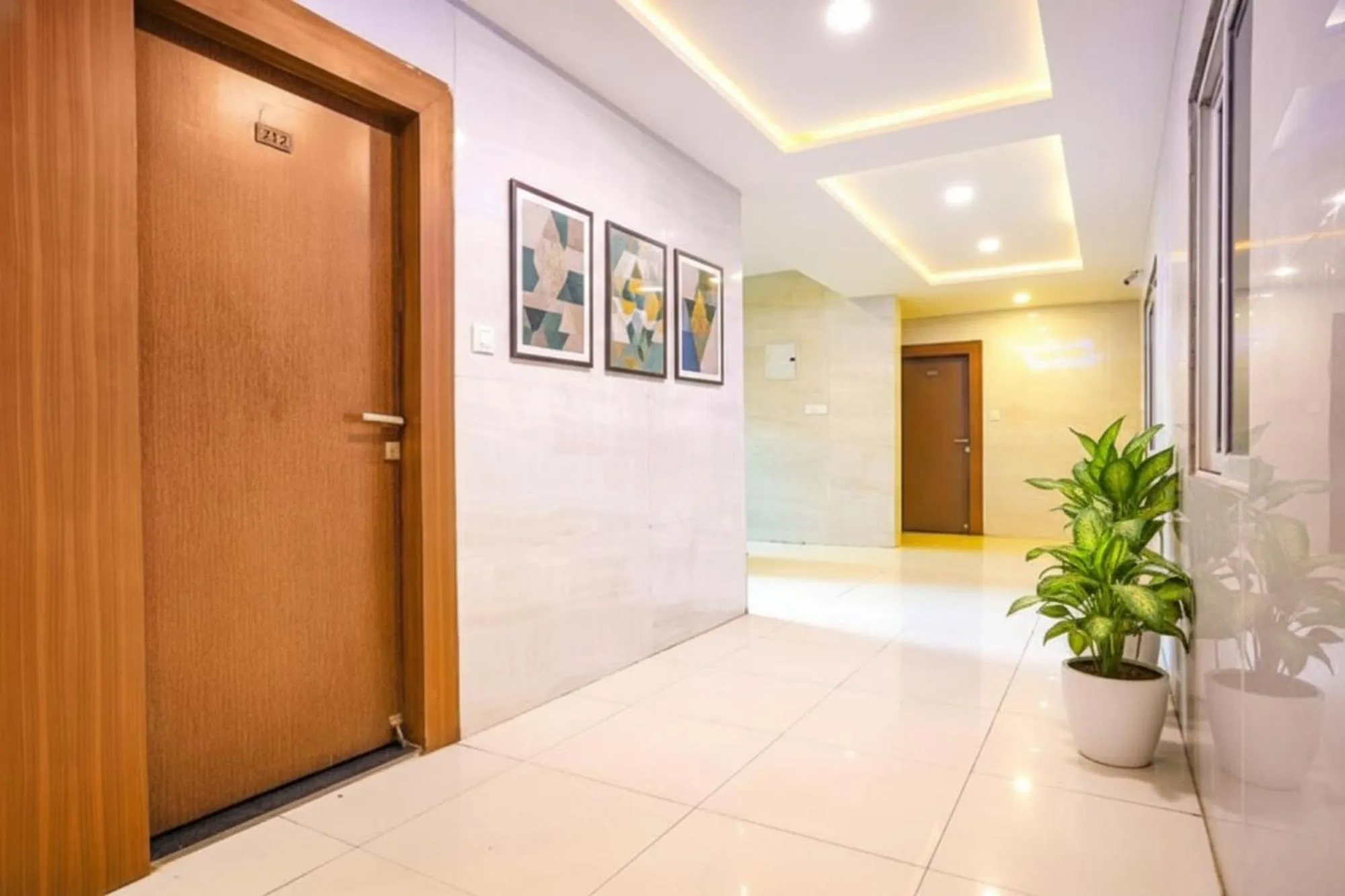 Lobby or reception in FabHotel Uday Vilas