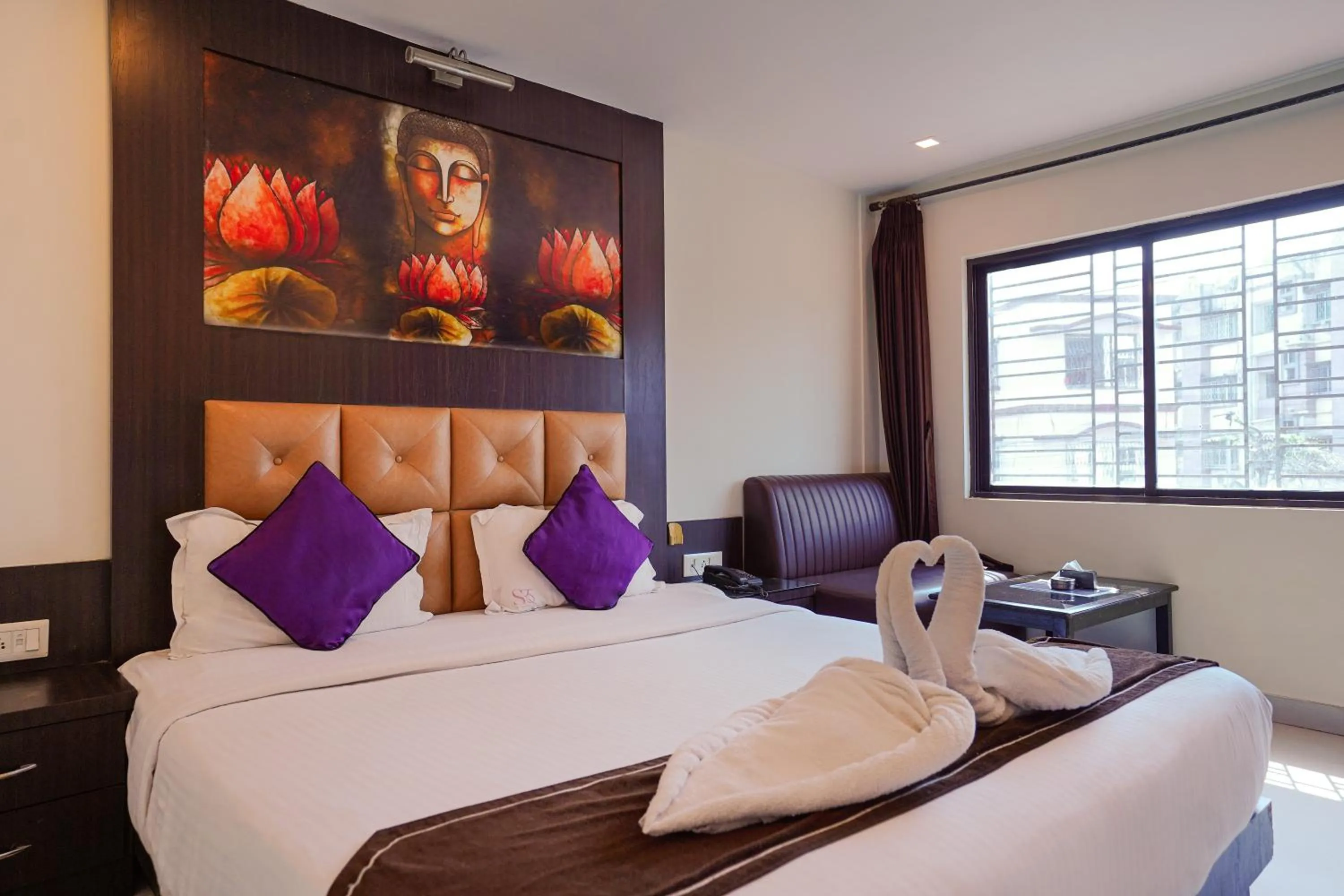 Bed in Sheldon Hotel