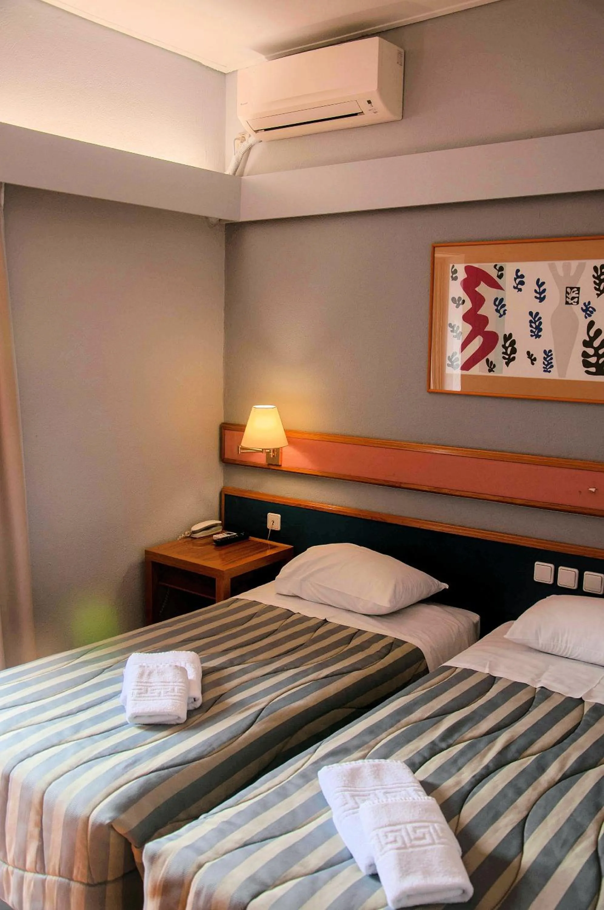 Photo of the whole room, Bed in Hotel Samaras