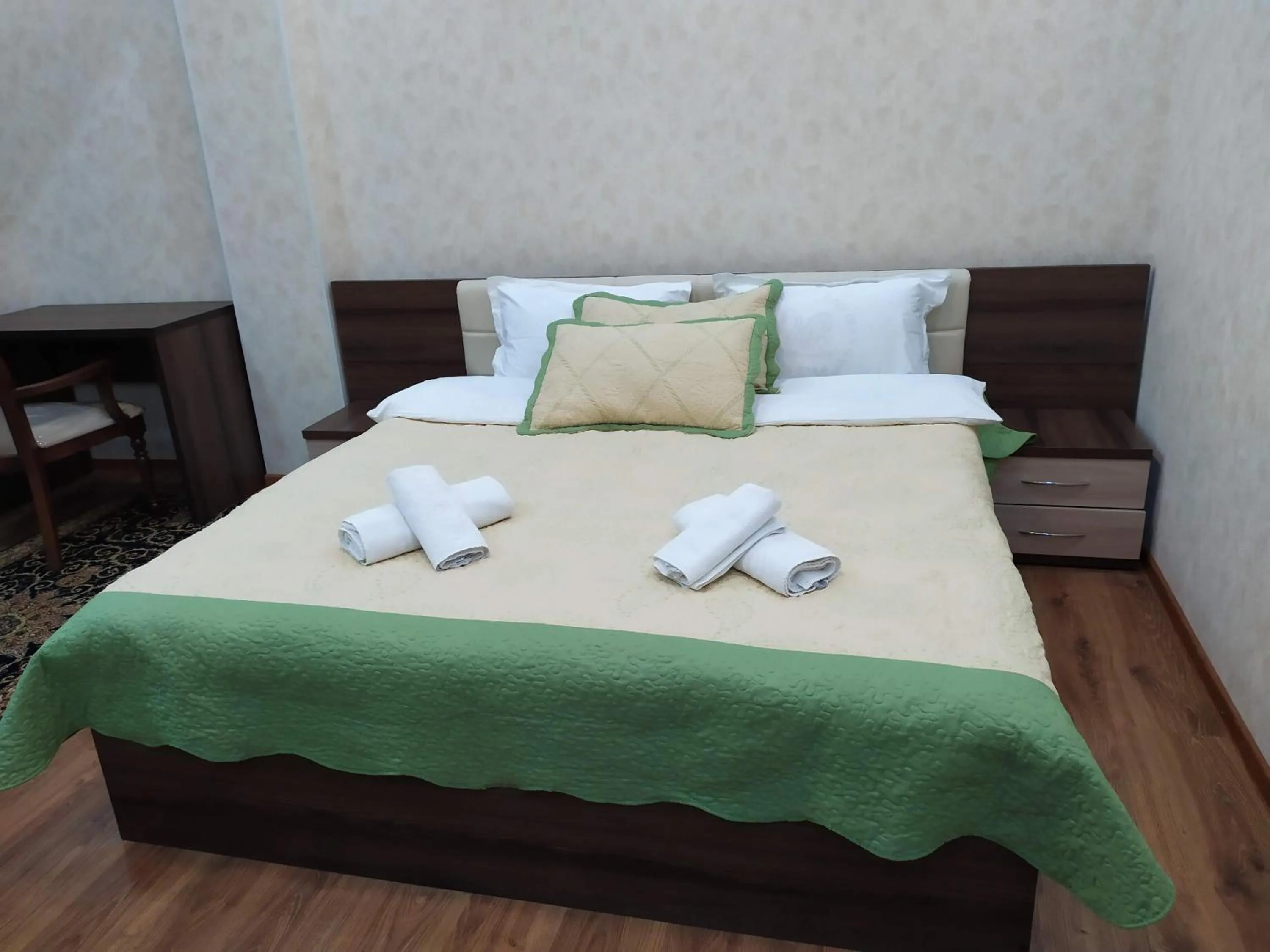 Photo of the whole room, Bed in Bahri Tojik Resort & Spa