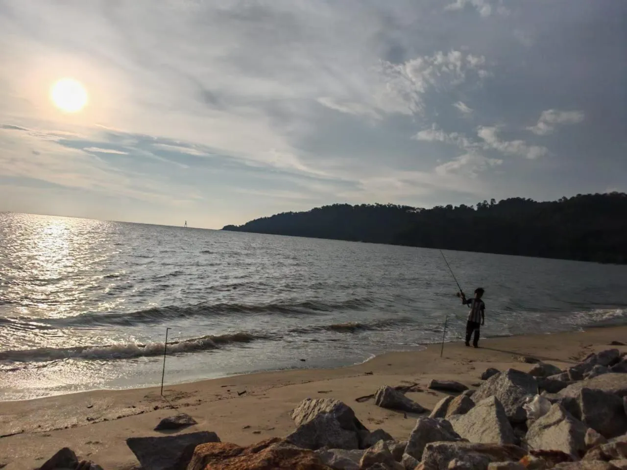 KAMILA MOTEL TELUK SENANGIN