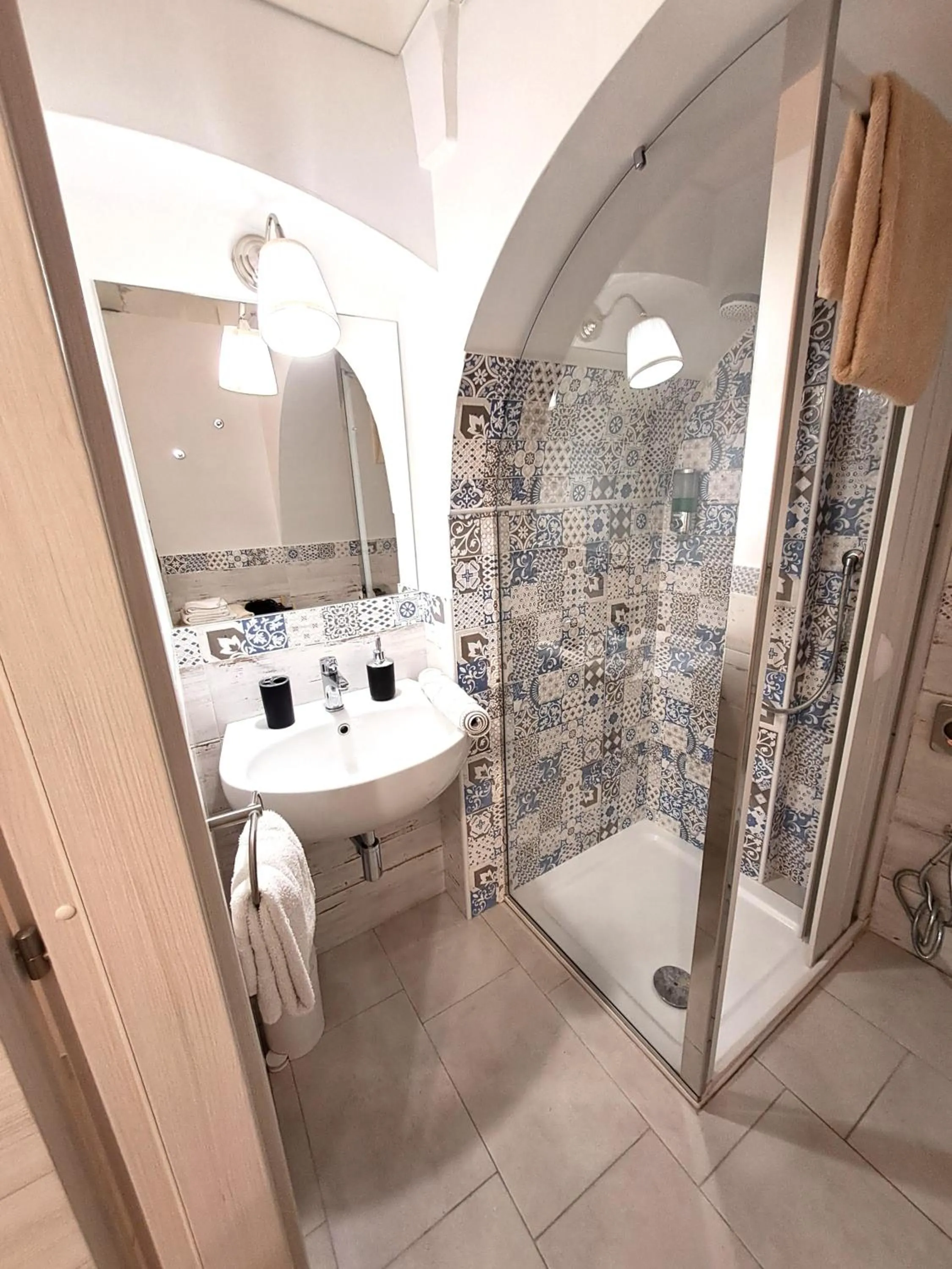 Shower in Il Vicolo b&b