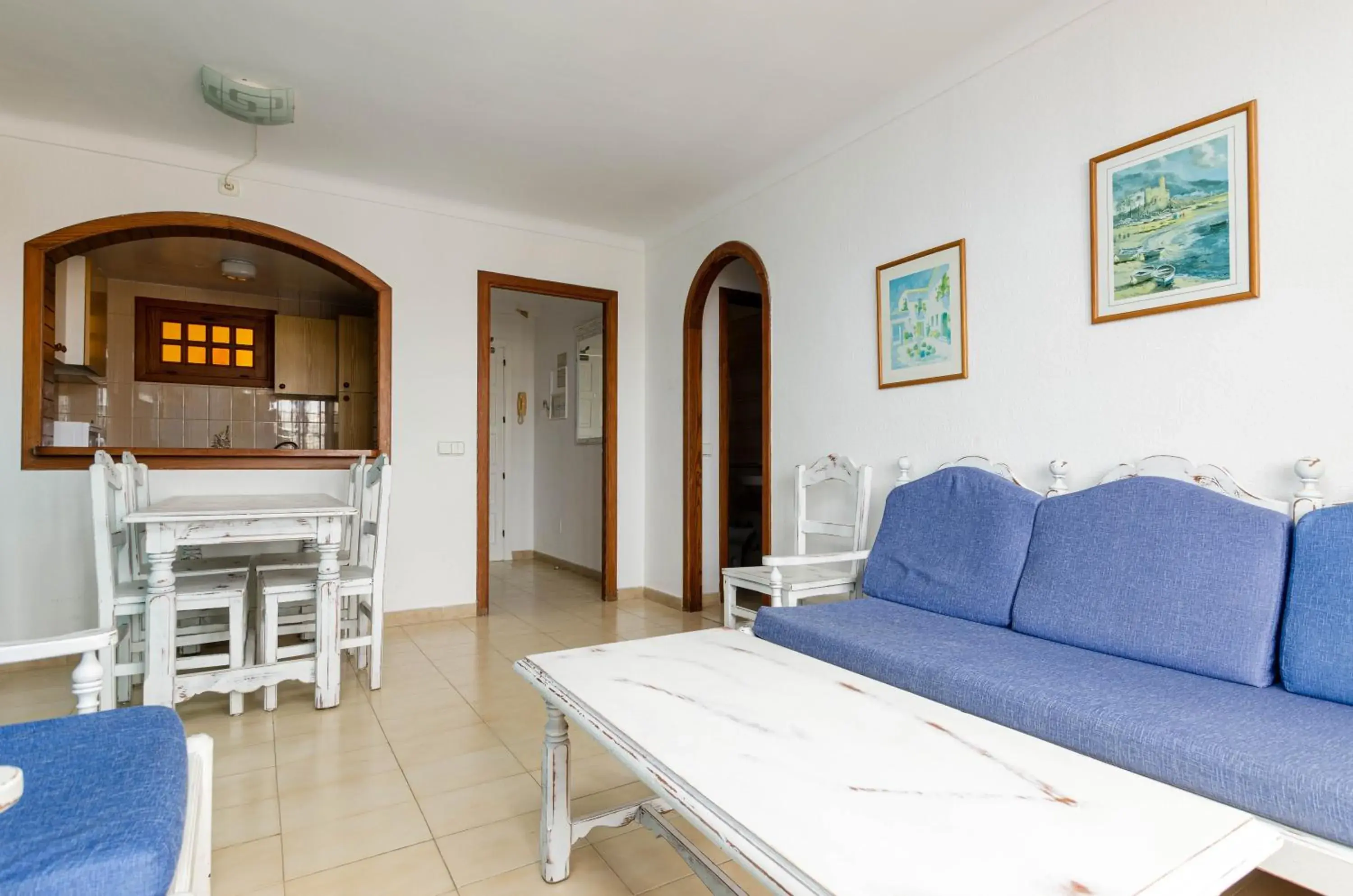 Living room in Sol y Mar Apartments Living room in Sol y Mar Apartments