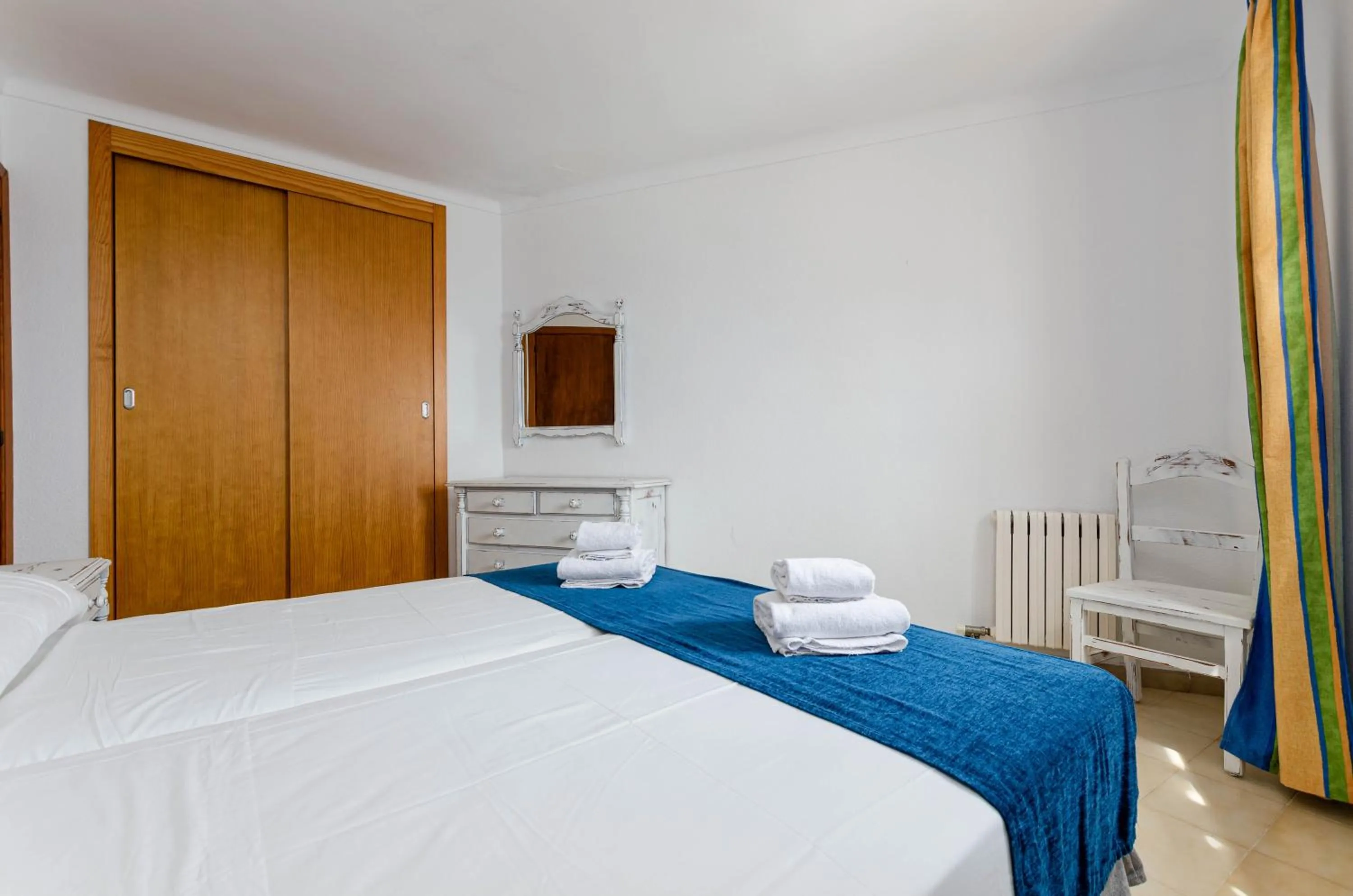 Bed in Sol y Mar Apartments