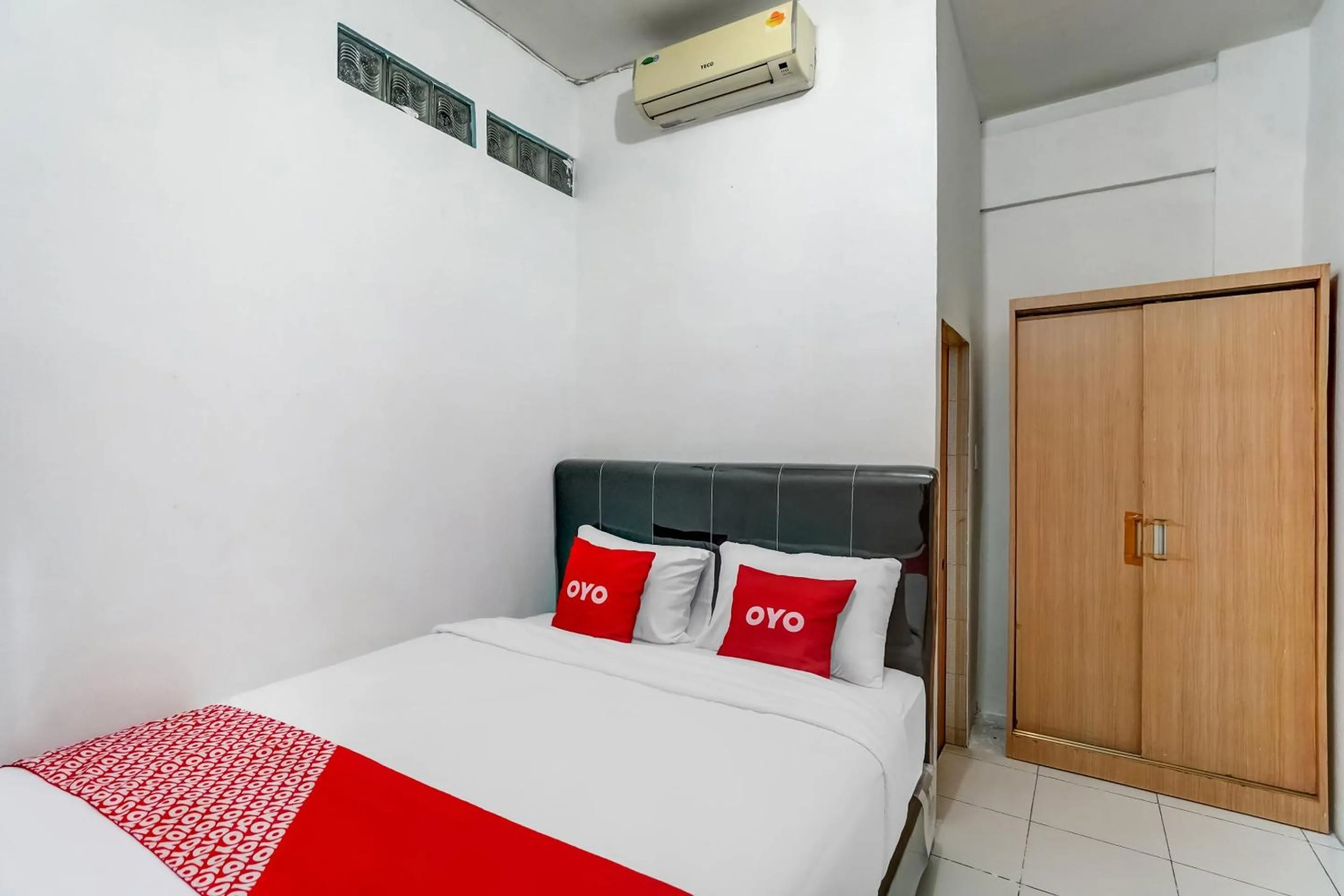 Bedroom, Bed in Hotel O Wilson HomestayNearRSU Bunda Thamrin