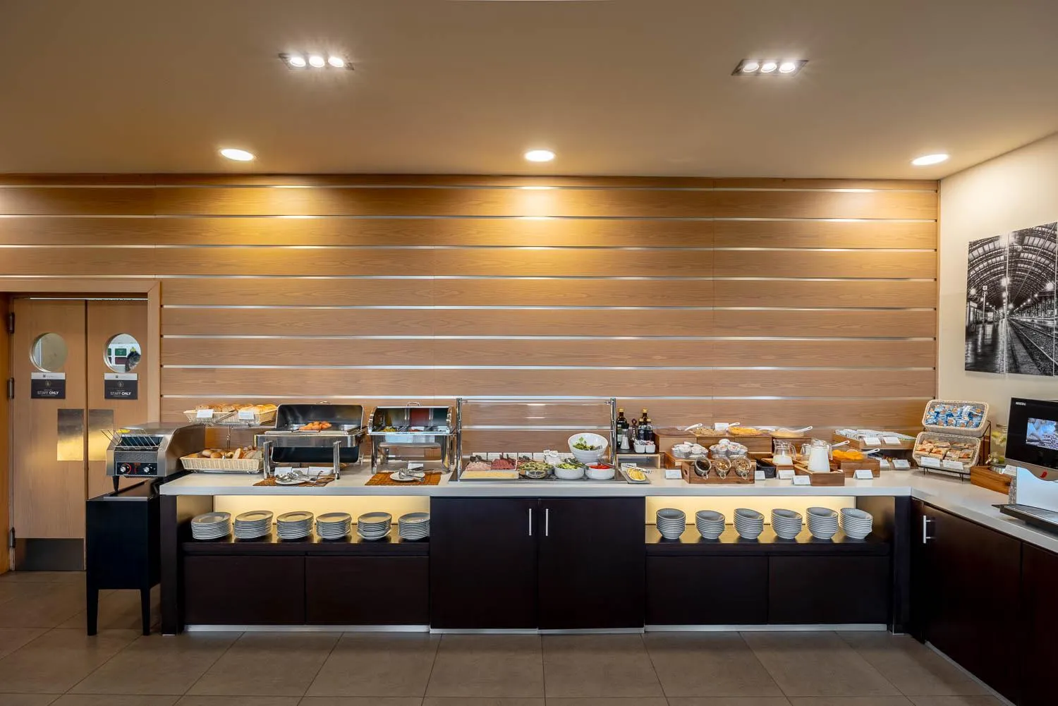 Breakfast in iH Hotels Milano Gioia