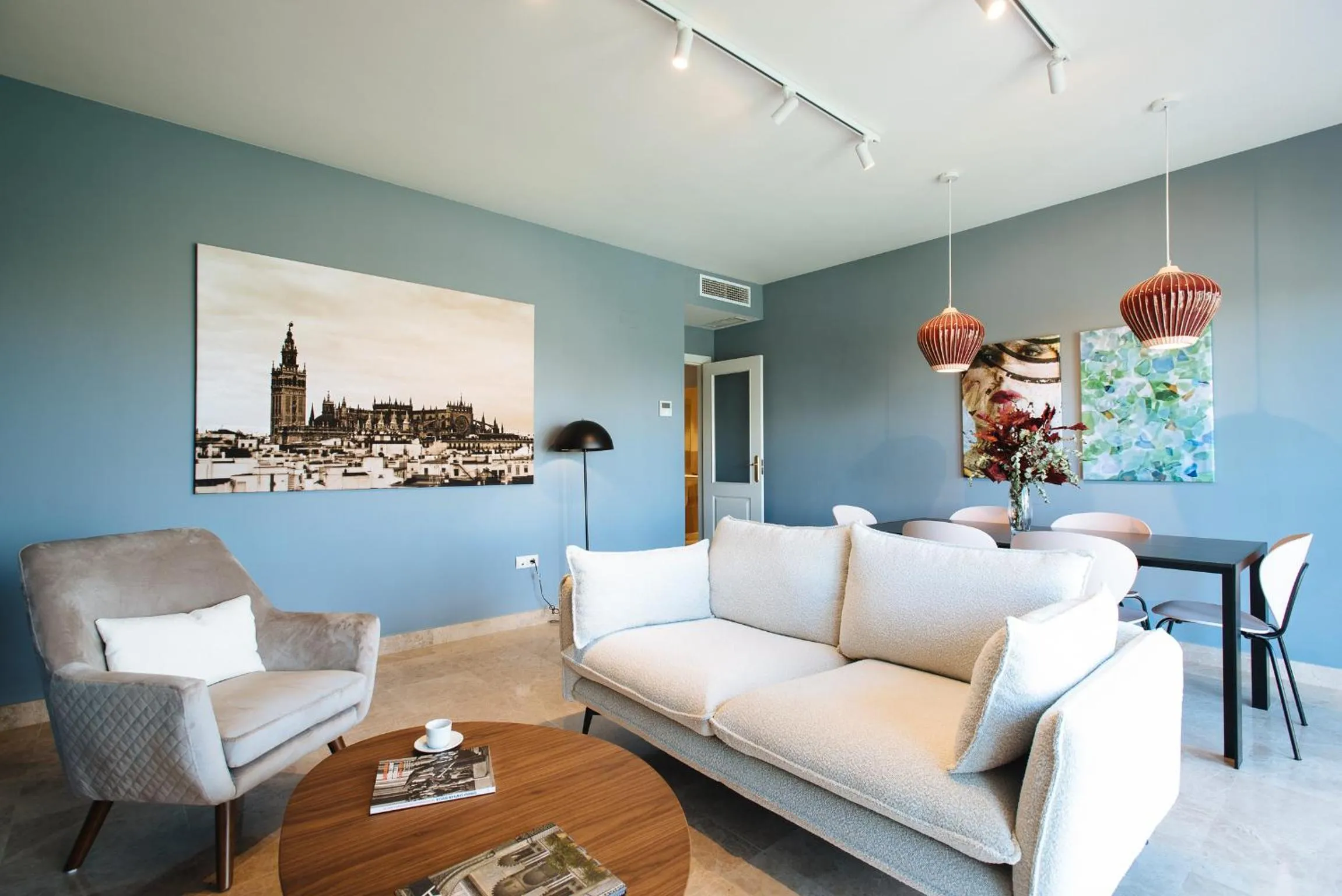 Magno Apartments Paseo de la O - Private Parking included