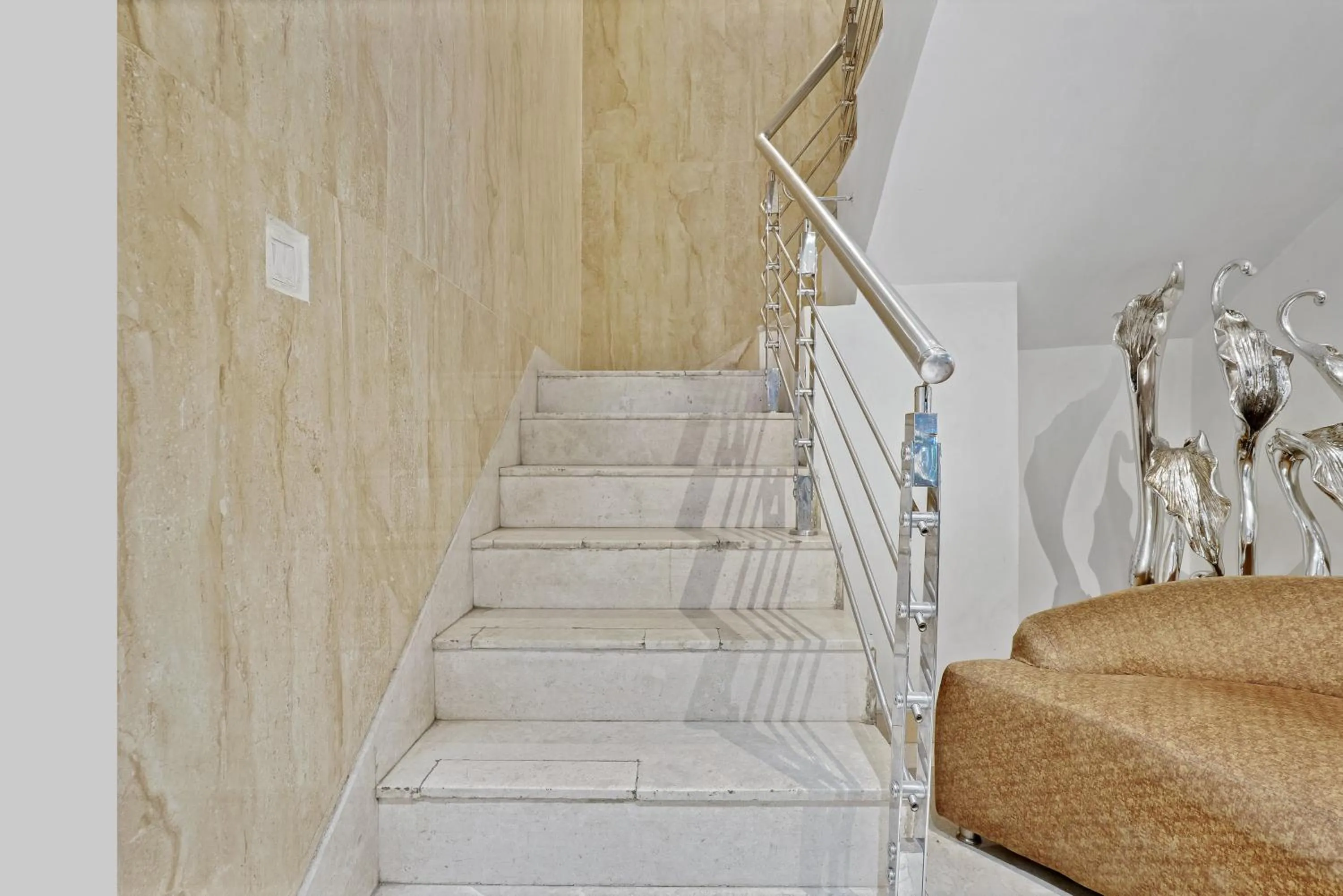 Seating area in Treebo Jagadish Hotel, Jayanagar
