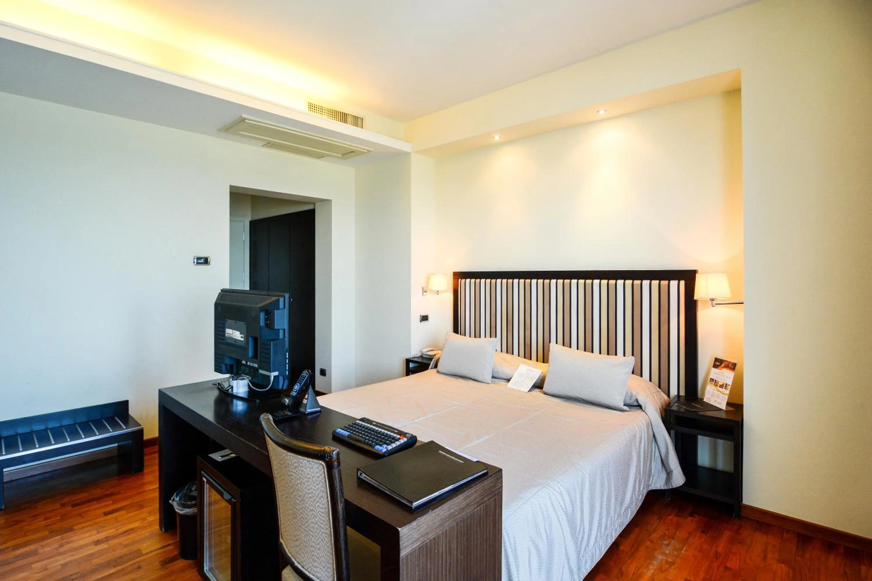 Bedroom, Bed in Terrazza Marconi Hotel&Spamarine