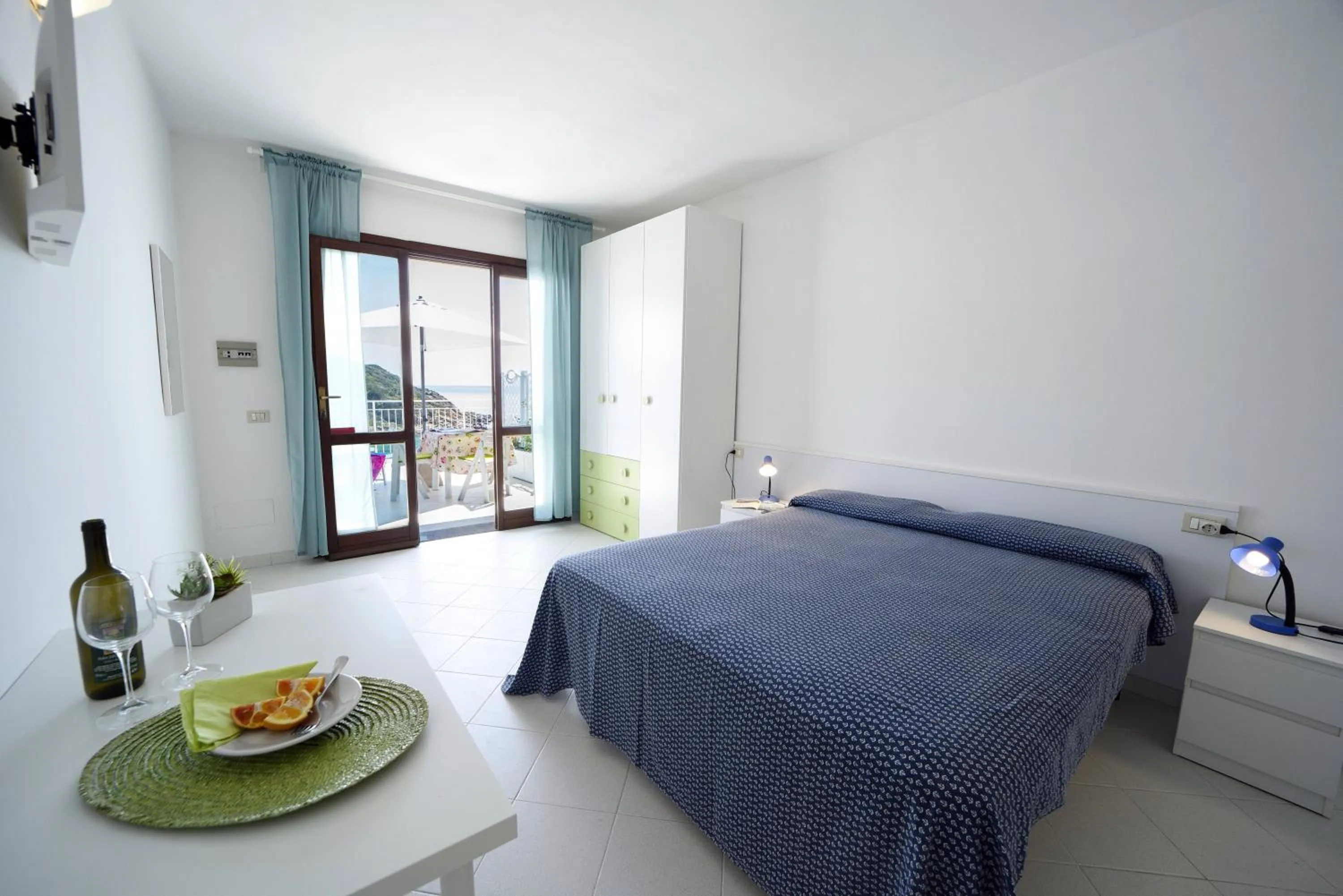 Photo of the whole room in Le sirene