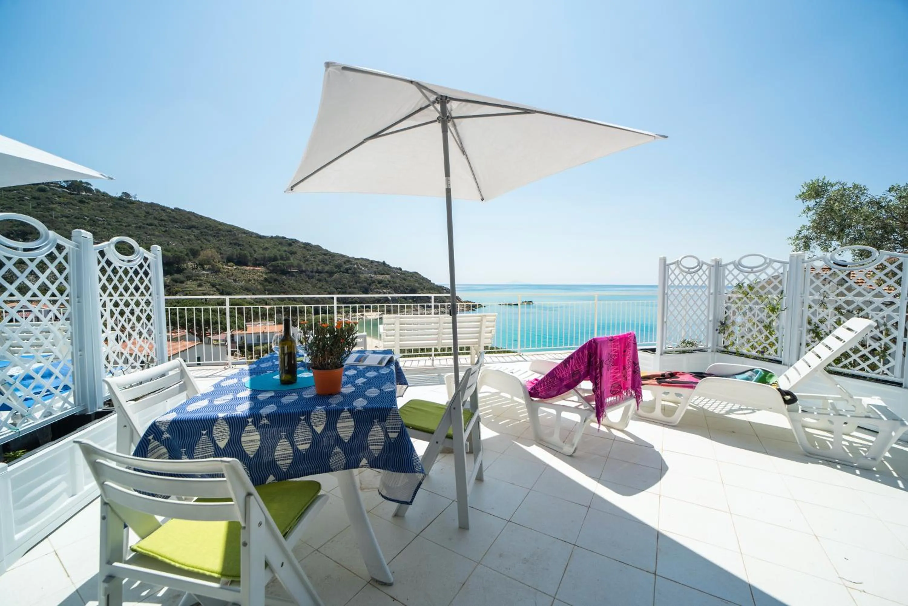 Natural landscape in Le sirene