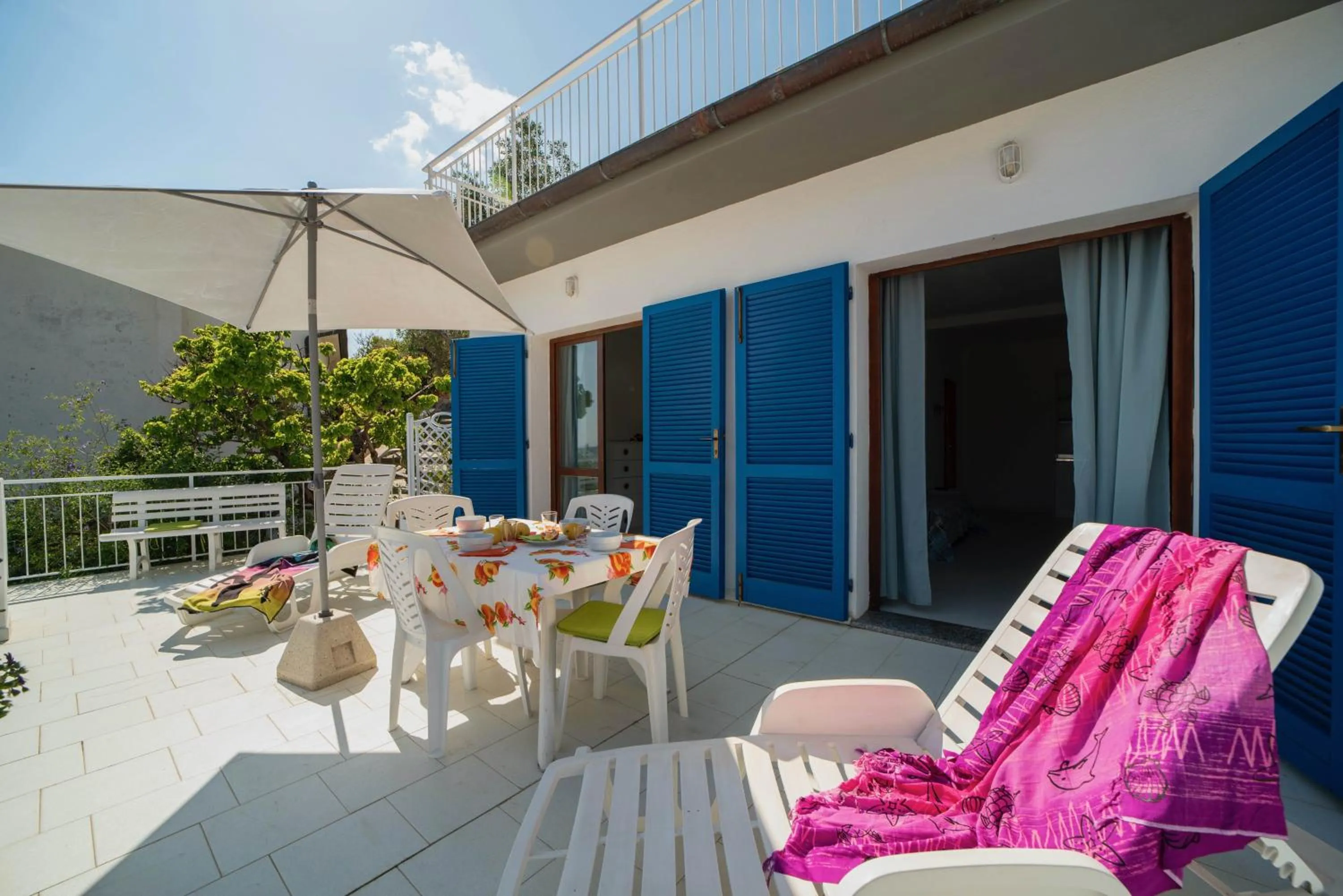 Facade/entrance in Le sirene