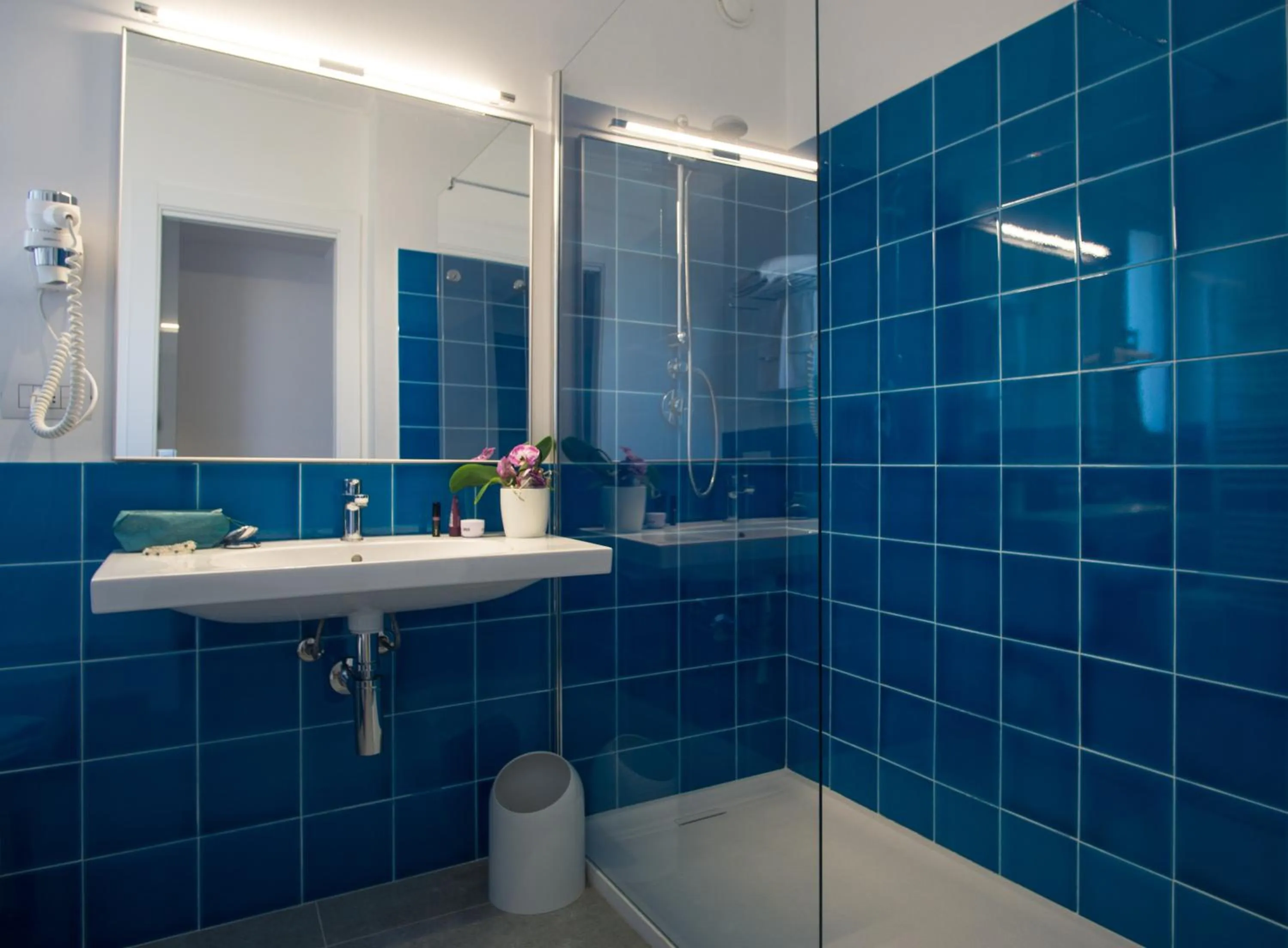 Bathroom in Mistral2 Hotel