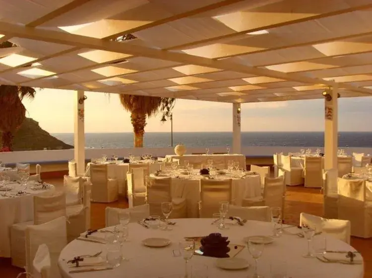 Restaurant/places to eat in LH Pedraladda Resort Restaurant/places to eat in LH Pedraladda Resort