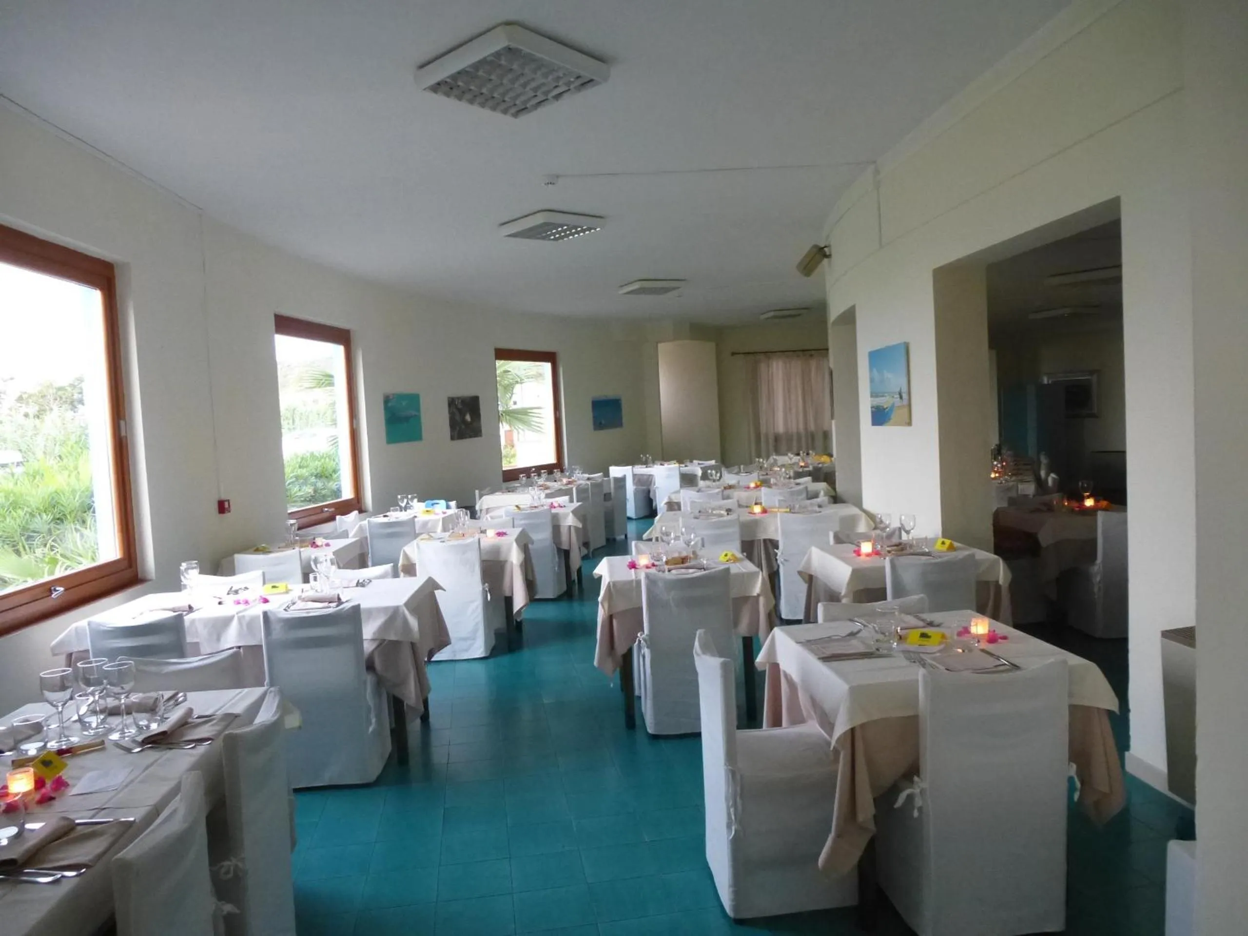 Restaurant/places to eat in LH Pedraladda Resort