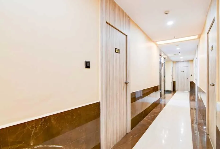 Lobby or reception in Super Townhouse OAK Seventy Seven