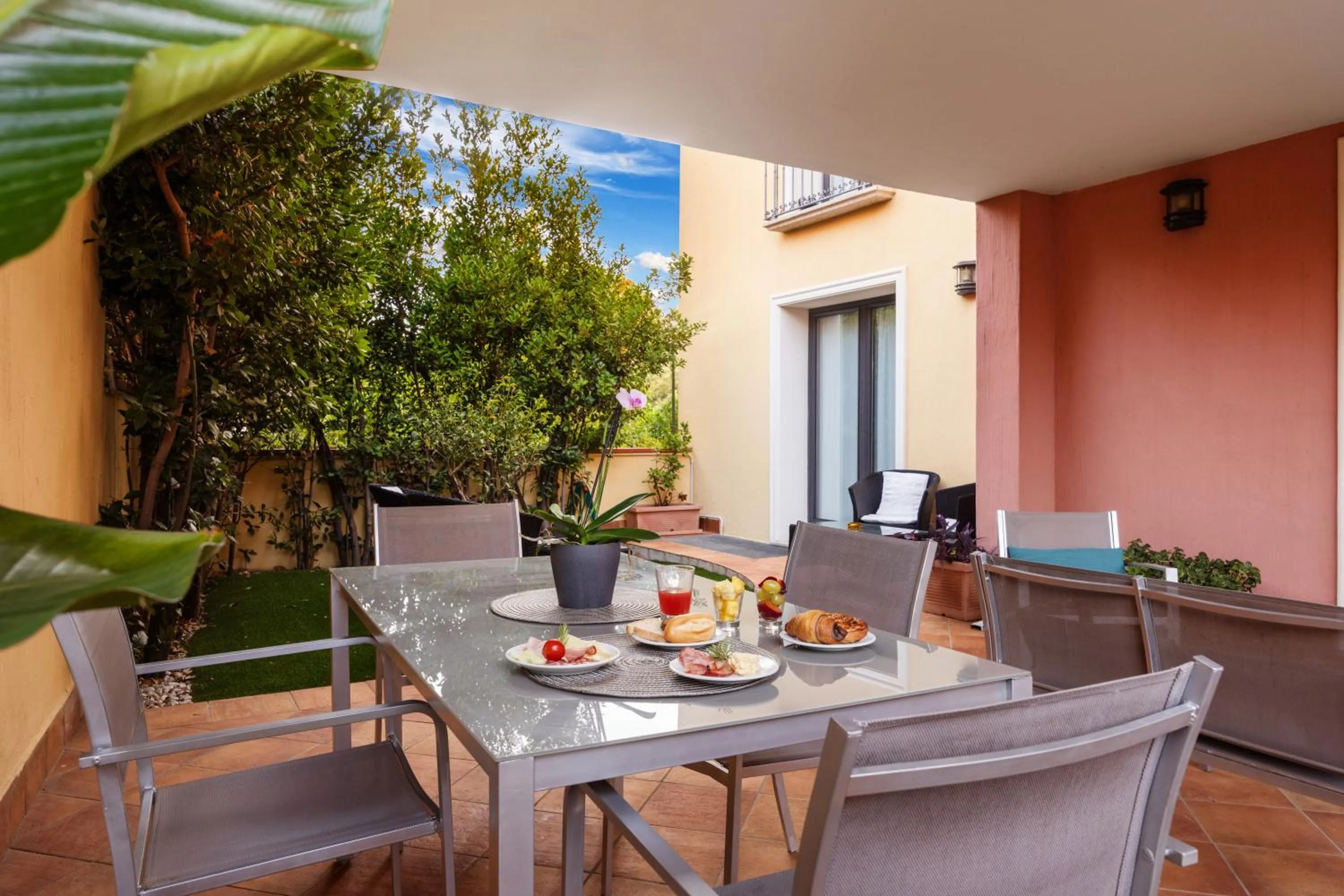 Patio in La Vecchia Fonte Boutique Hotel