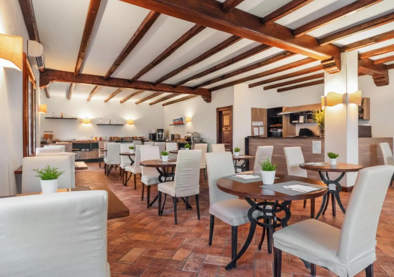 Breakfast in La Vecchia Fonte Boutique Hotel