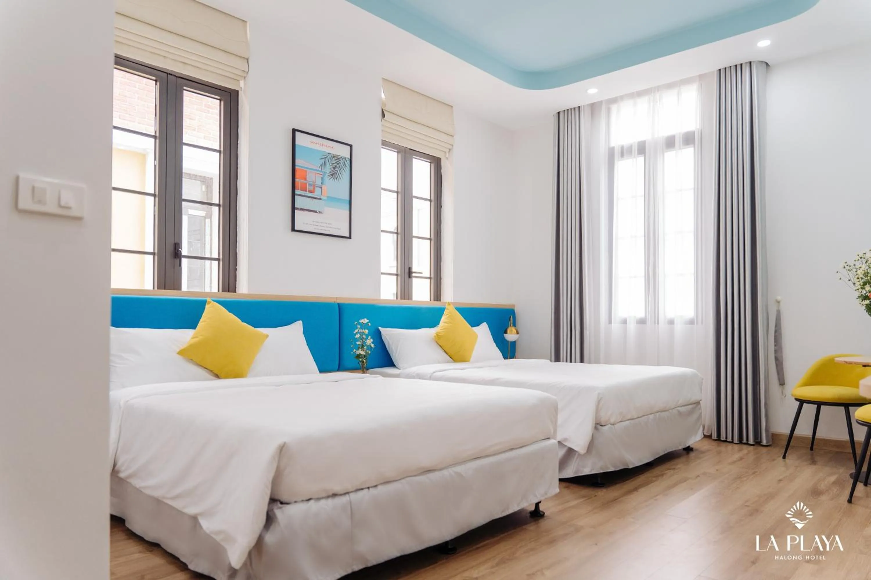 Bed in La Playa Ha Long Hotel