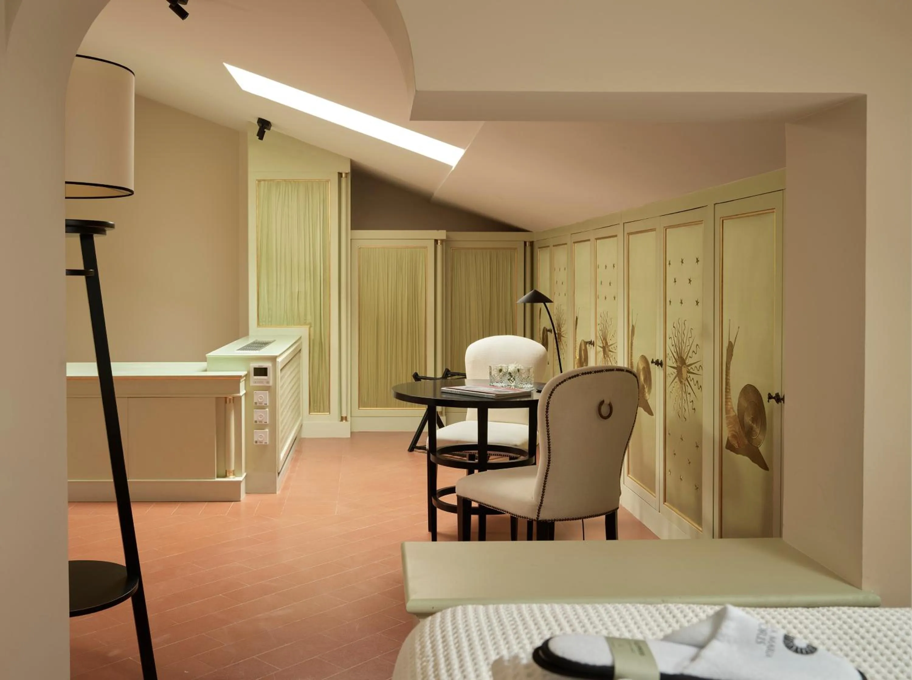 Seating area in Santa Maria Foris