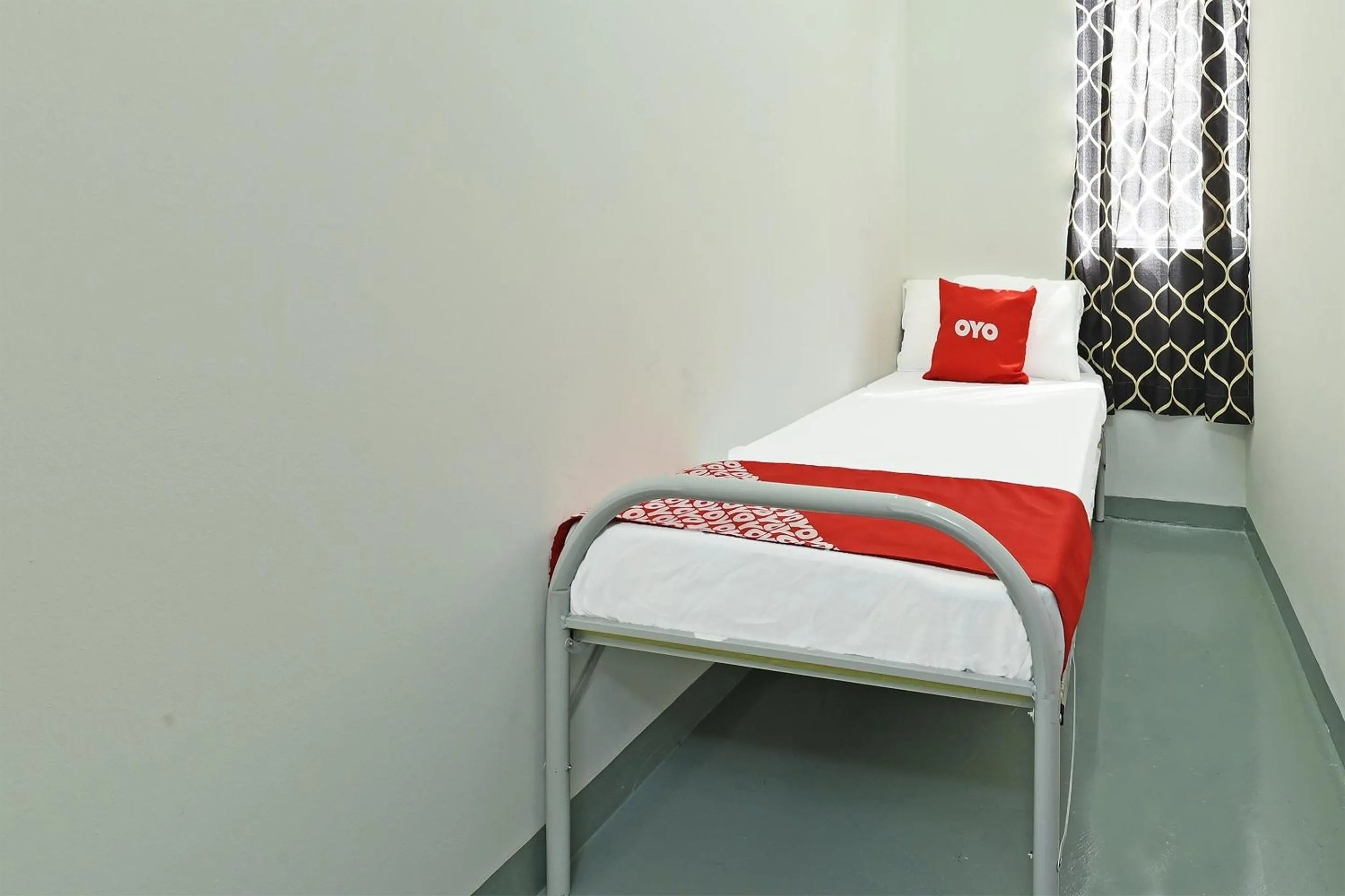 Bedroom, Bed in Hotel O Sri Rampai Metro Hostel