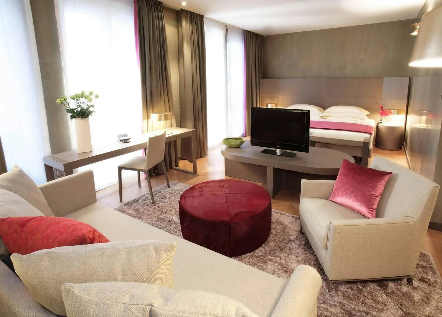 Photo of the whole room, Bed in Rosa Grand Milano - Starhotels Collezione