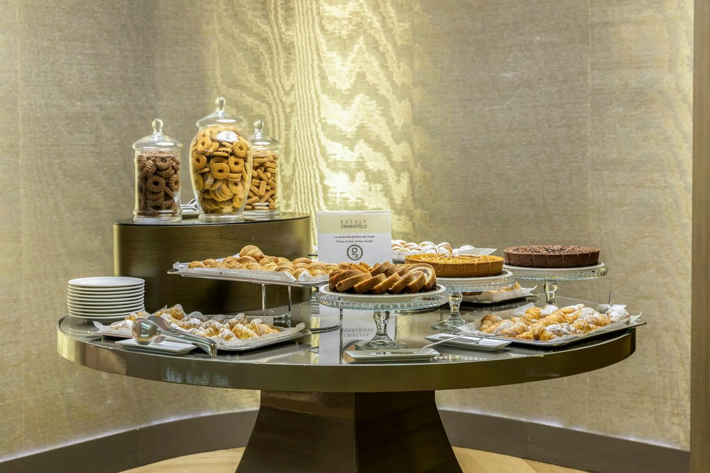 Breakfast in Rosa Grand Milano - Starhotels Collezione