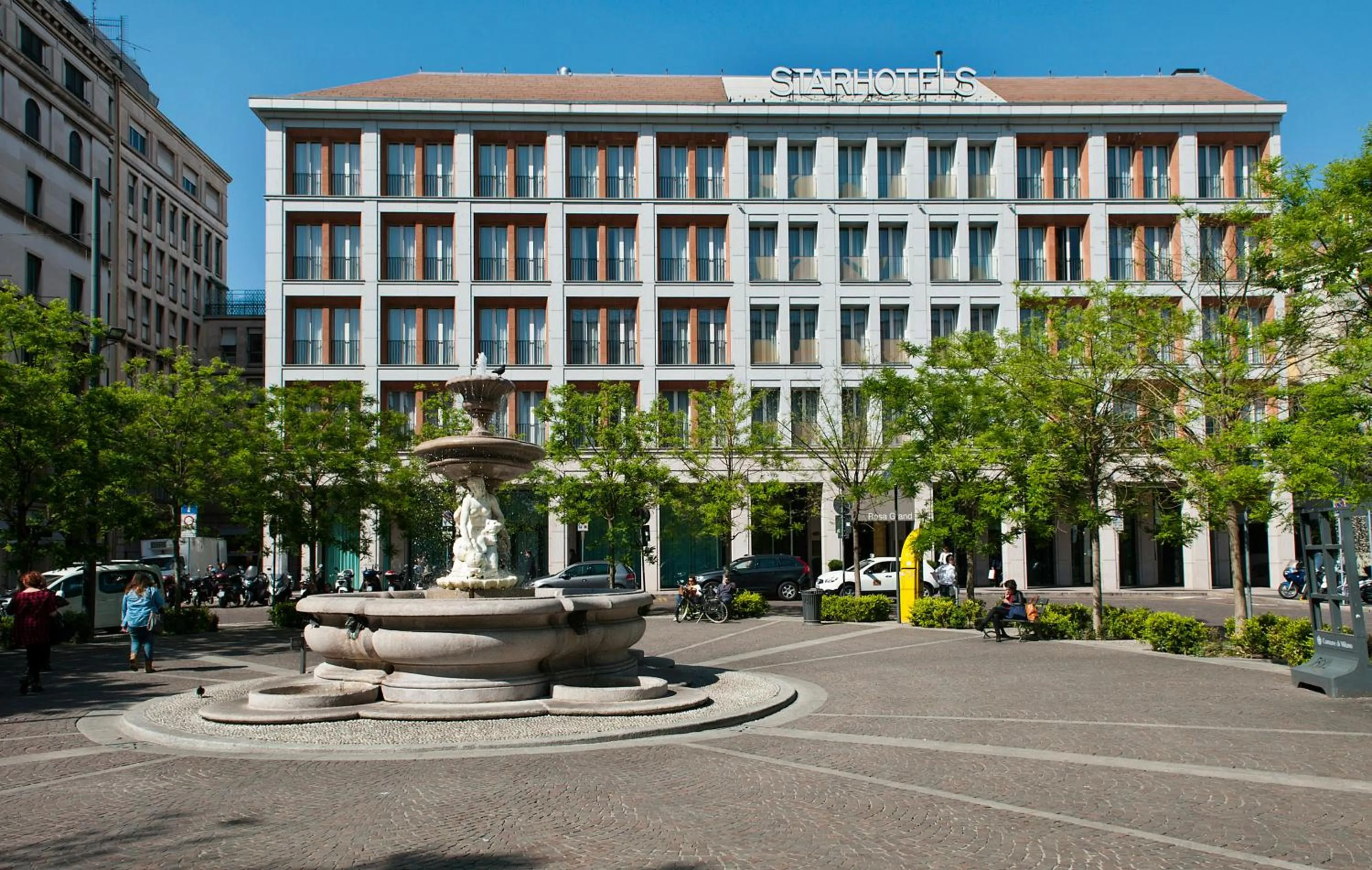 Property building in Rosa Grand Milano - Starhotels Collezione