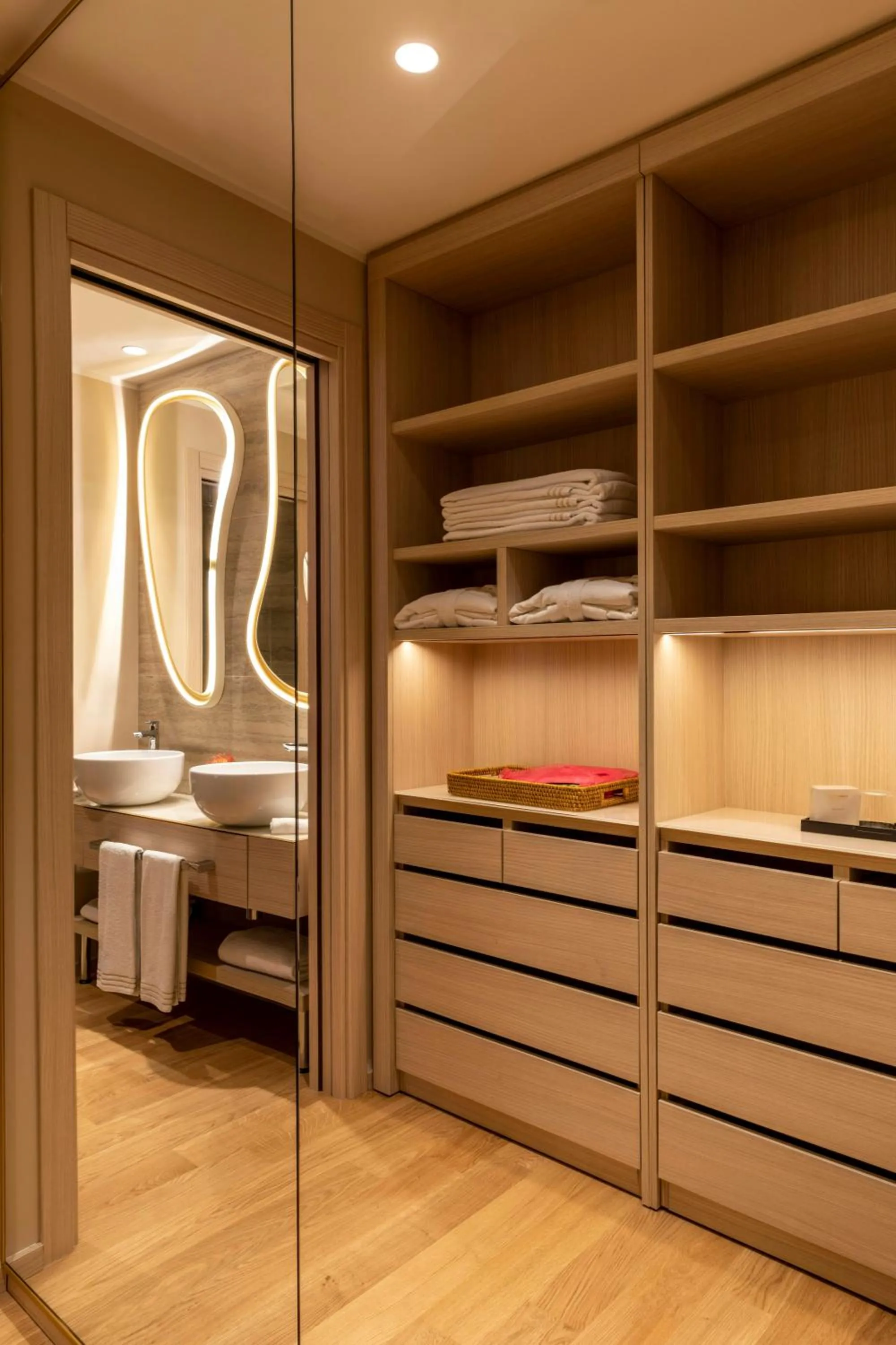 Photo of the whole room in Rosa Grand Milano - Starhotels Collezione