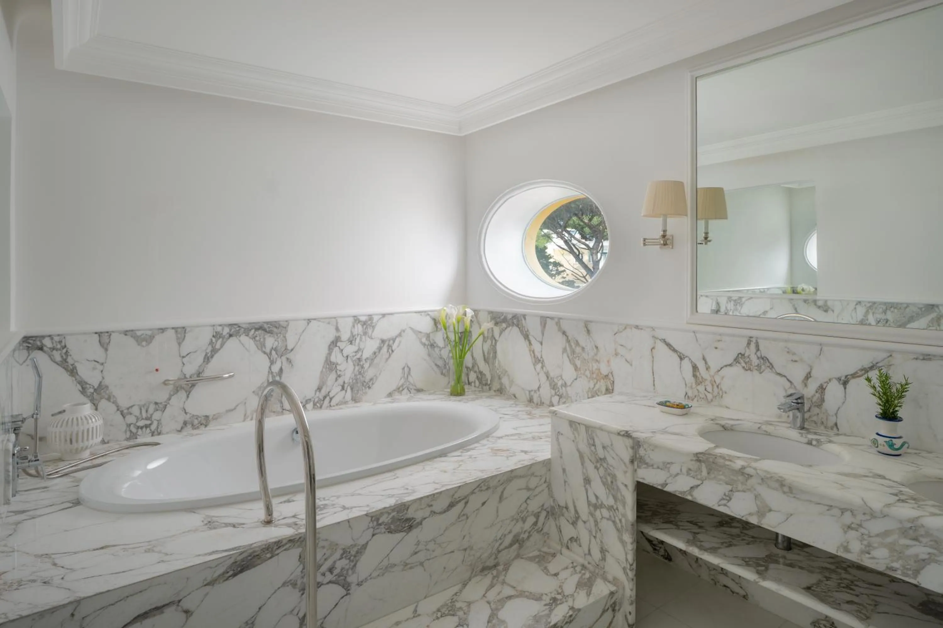 Bathroom in Hotel Caesar Augustus