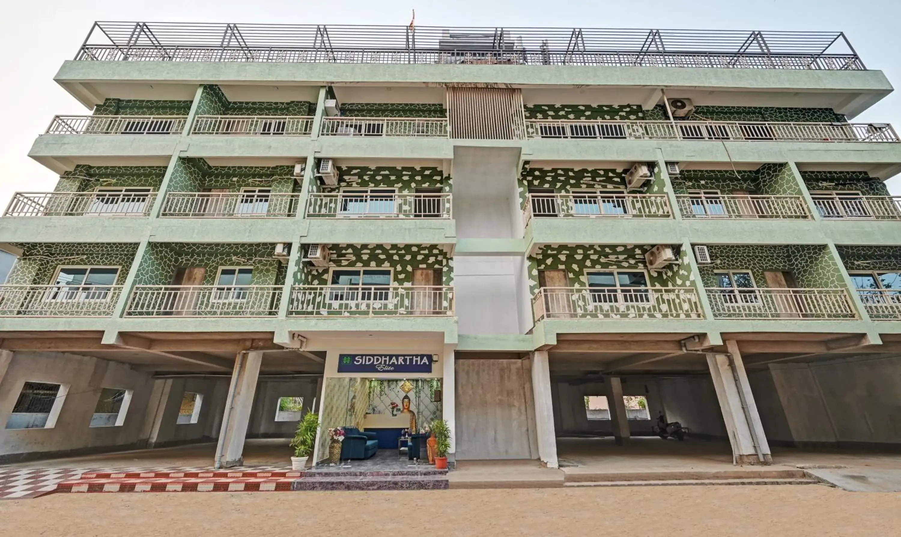 Facade/entrance in Treebo Sidhartha Elite Facade/entrance in Treebo Sidhartha Elite