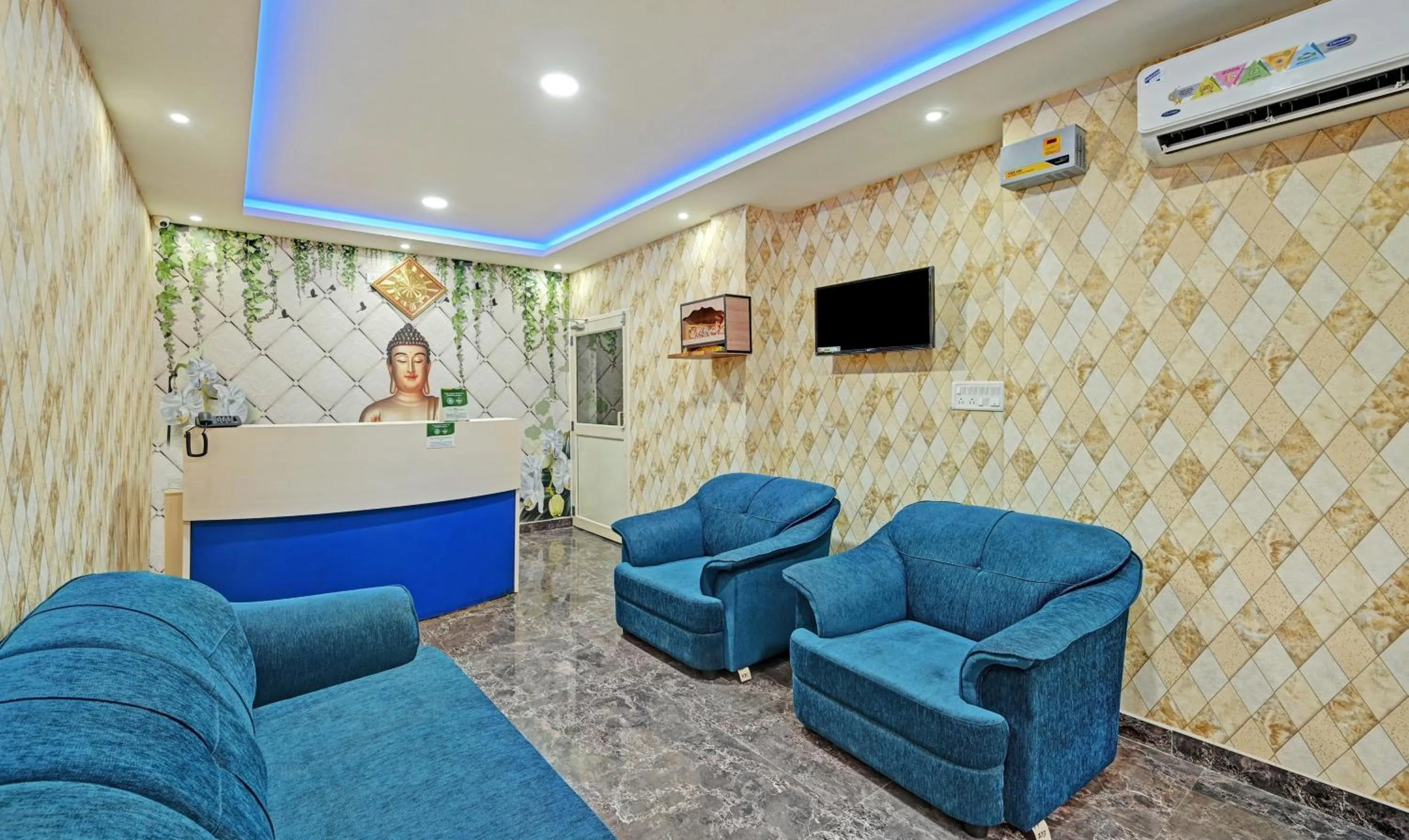 Seating area in Treebo Sidhartha Elite