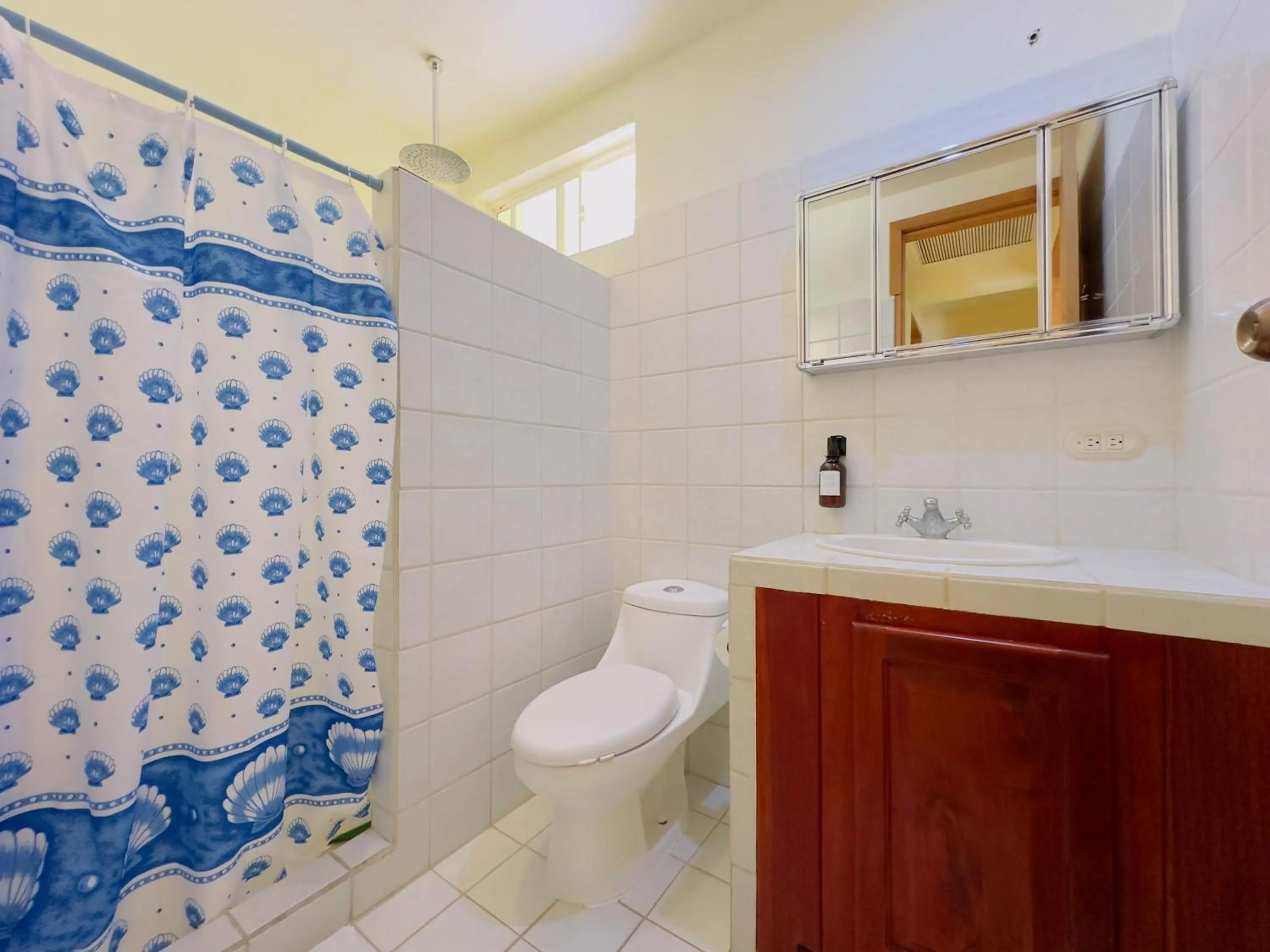 Bathroom in Hermosa Paradise