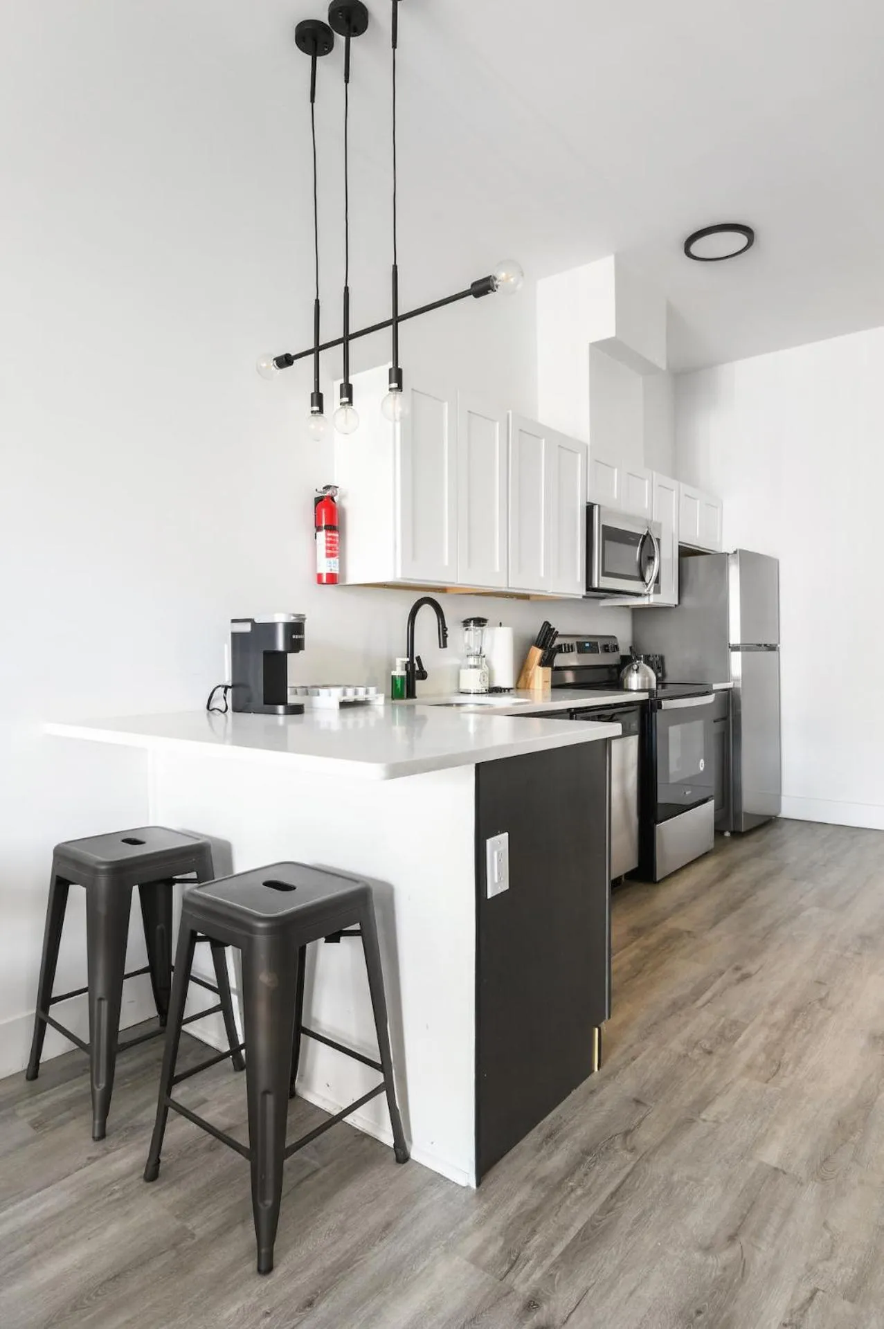 Luxury Apartments - Newark Int Airport - Evonify Stays