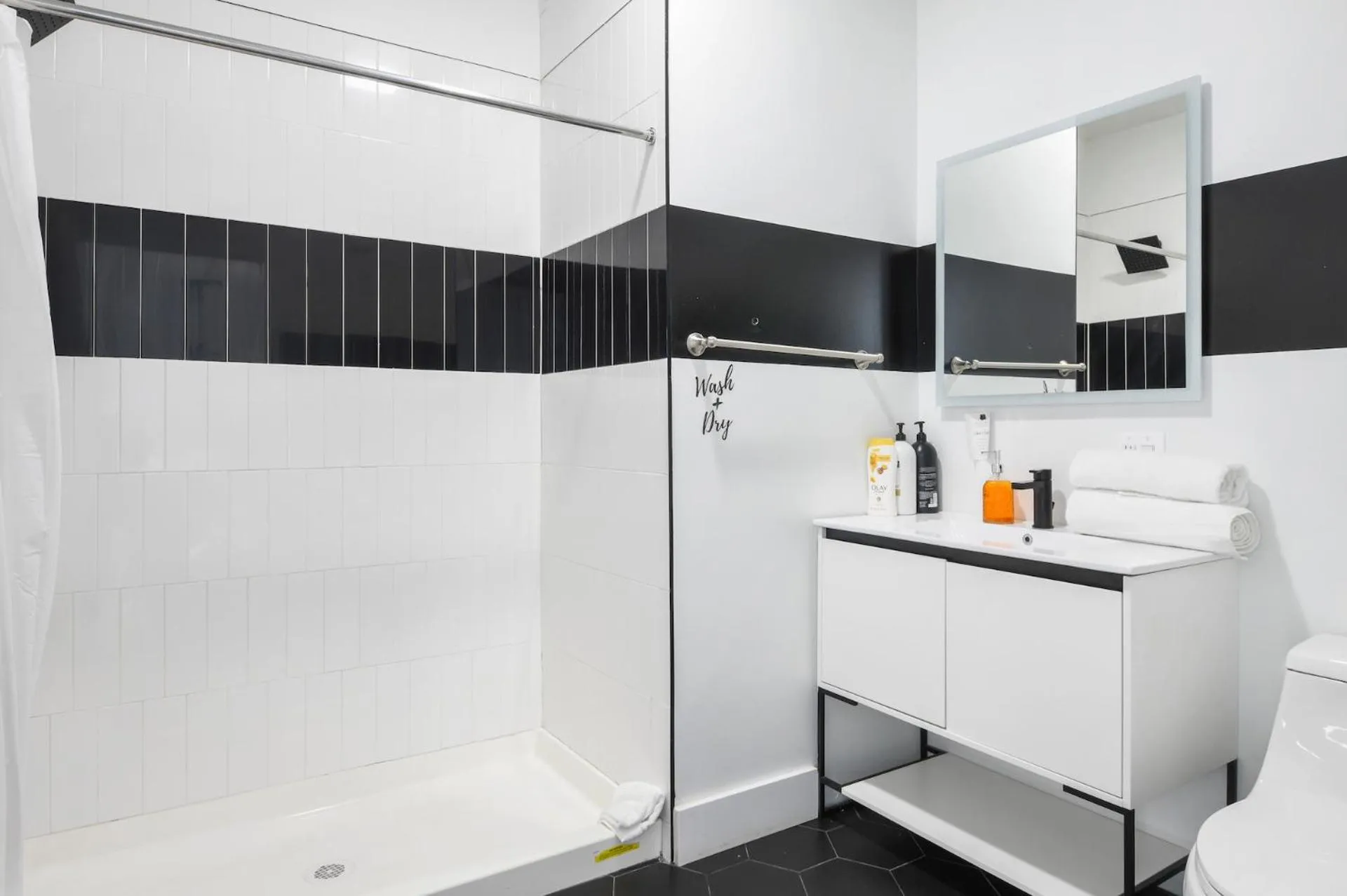 Luxury Apartments - Newark Int Airport - Evonify Stays