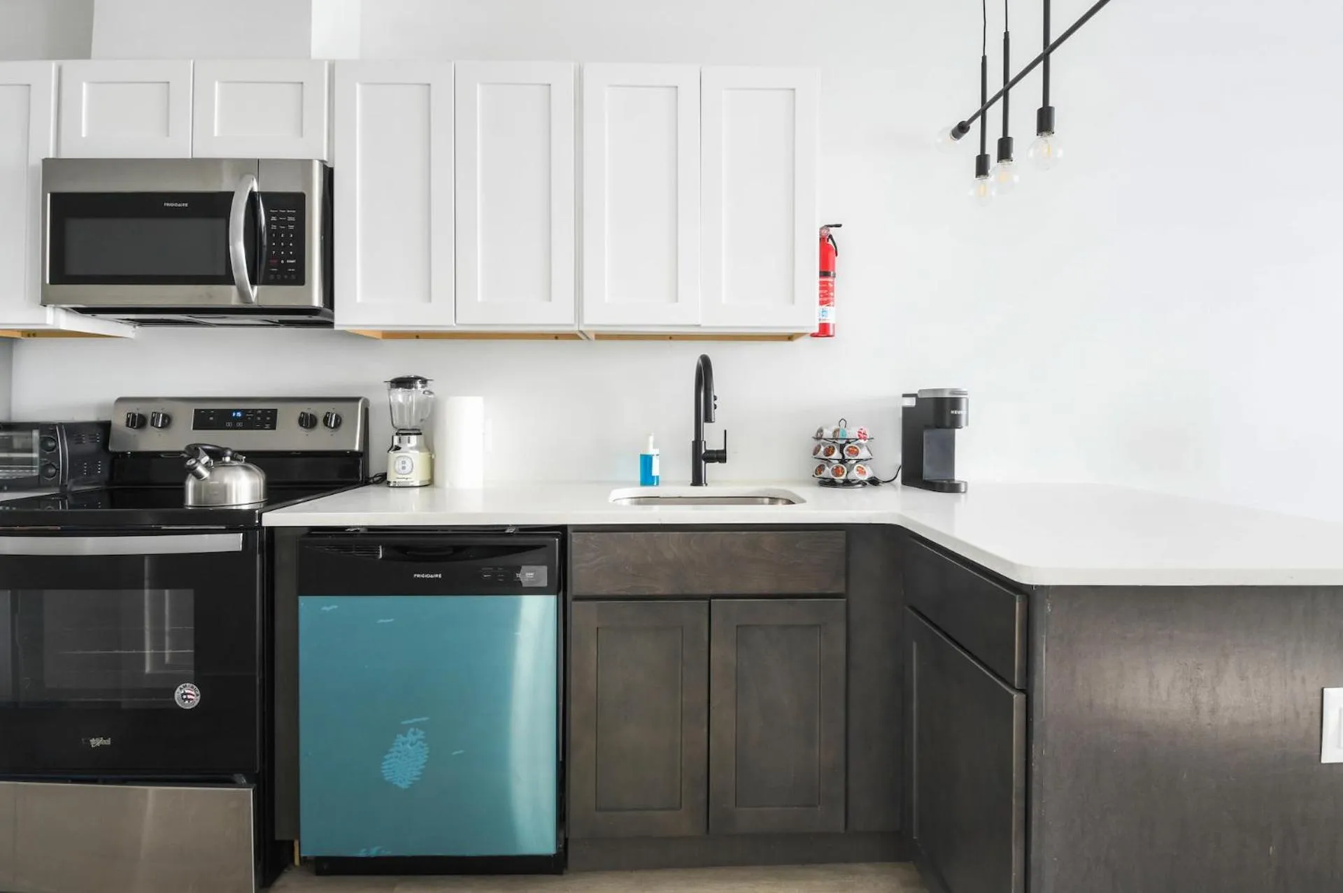 Luxury Apartments - Newark Int Airport - Evonify Stays