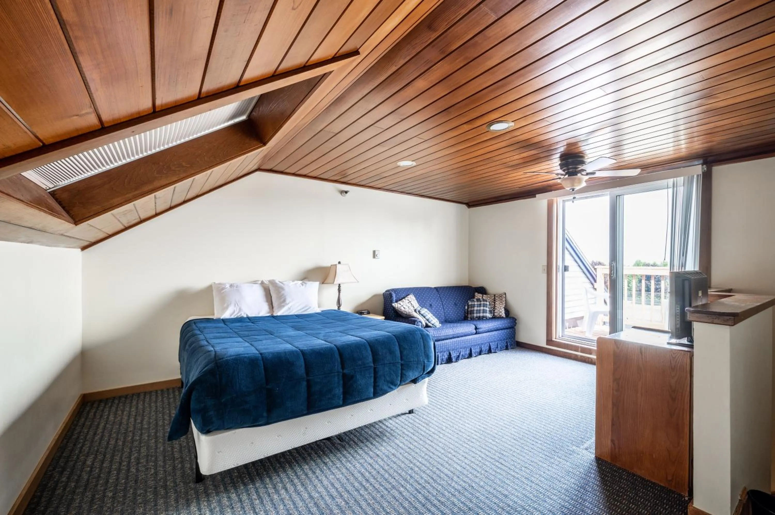 Bed in Nautical Mile Resort