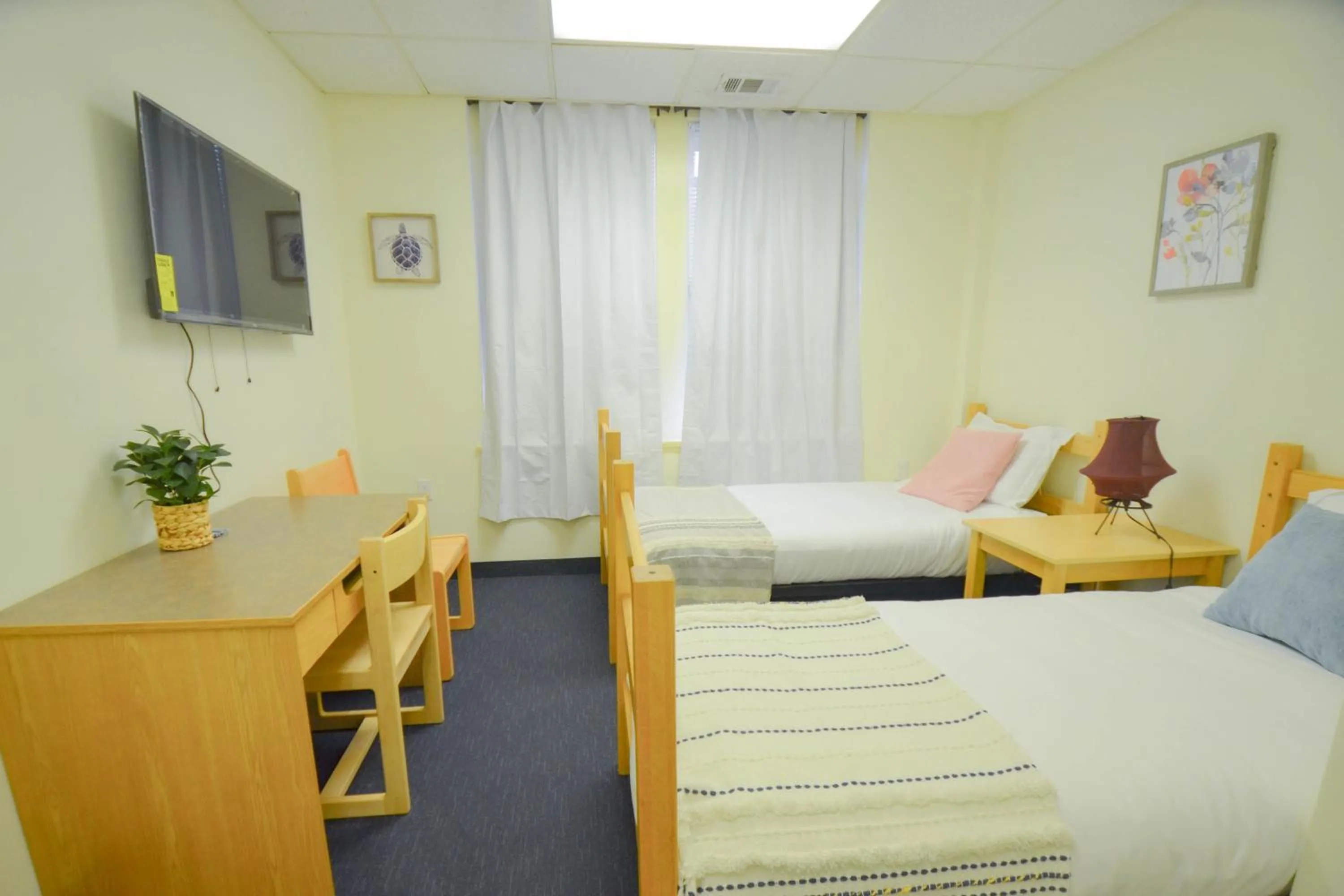 Photo of the whole room in Michie House in College Hill