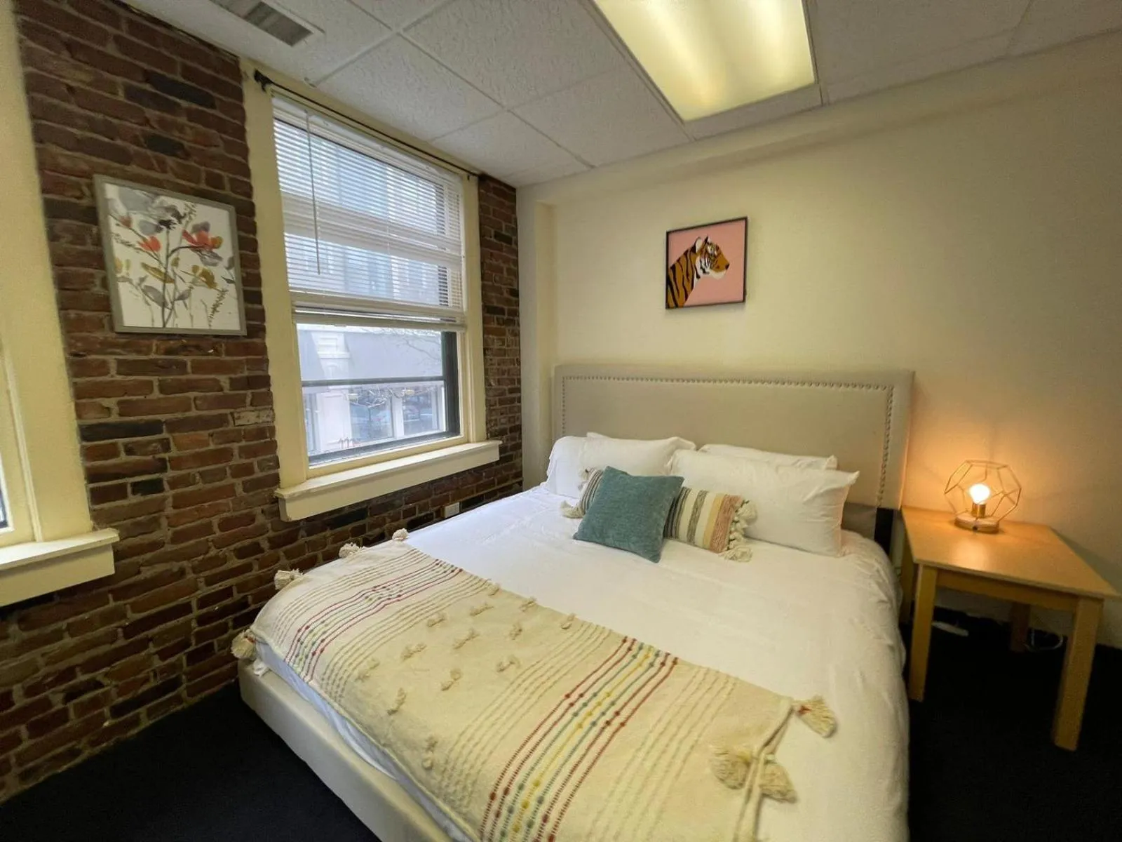 Photo of the whole room in Michie House in College Hill