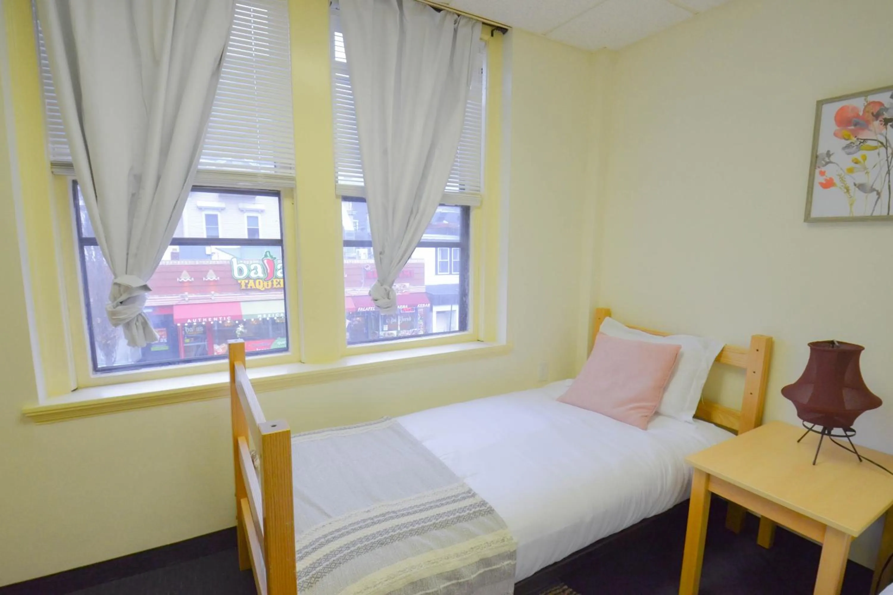 Bed in Michie House in College Hill