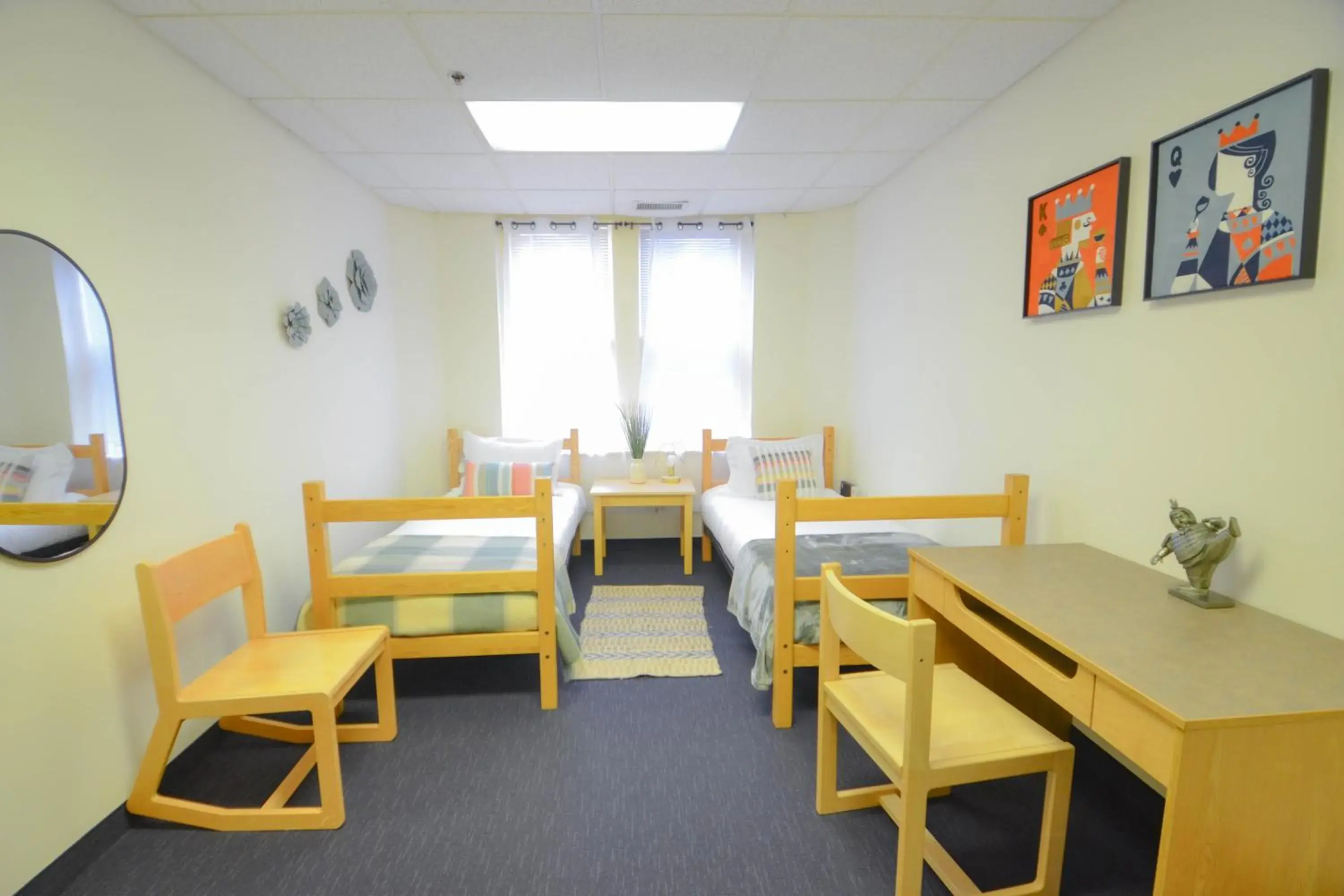 Double or Twin Room with Shared Bathroom in Michie House in College Hill Double or Twin Room with Shared Bathroom in Michie House in College Hill