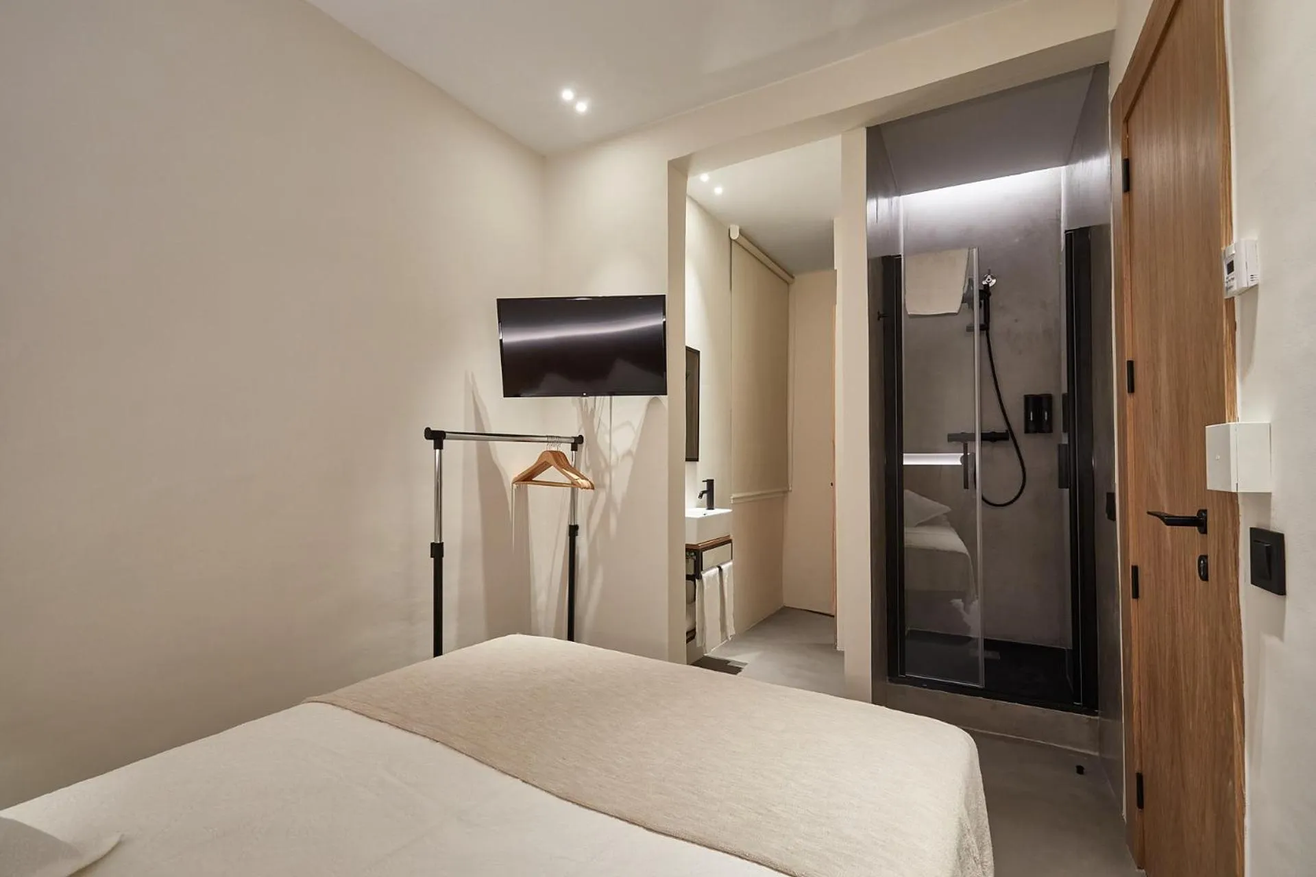 Bedroom, Bed in Ella Hostel Ramblas