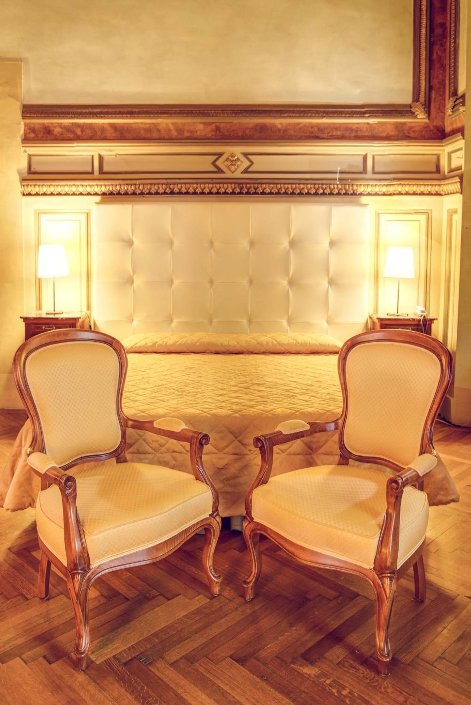 Decorative detail in Hotel Bretagna Heritage - Alfieri Collezione