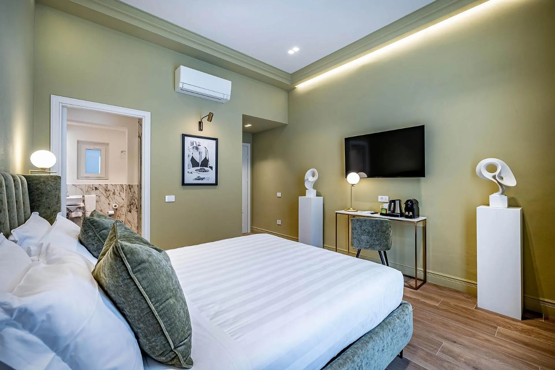 Bed in Hotel Ungherese Small Luxury Hotel