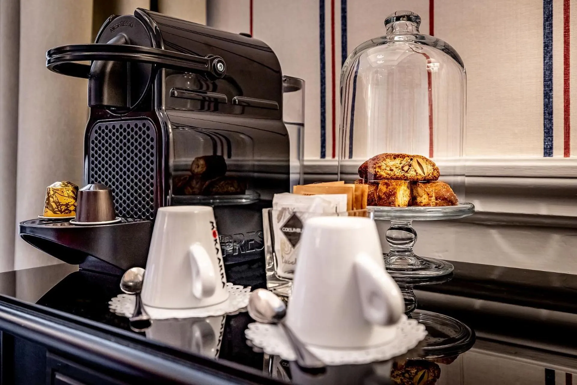 Coffee/tea facilities in Hotel Ungherese Small Luxury Hotel