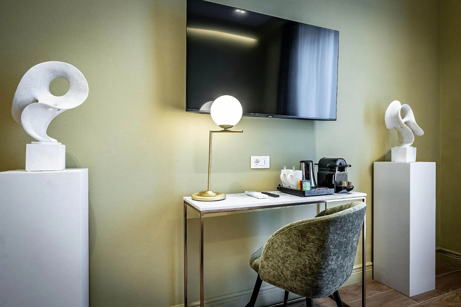 Bedroom in Hotel Ungherese Small Luxury Hotel