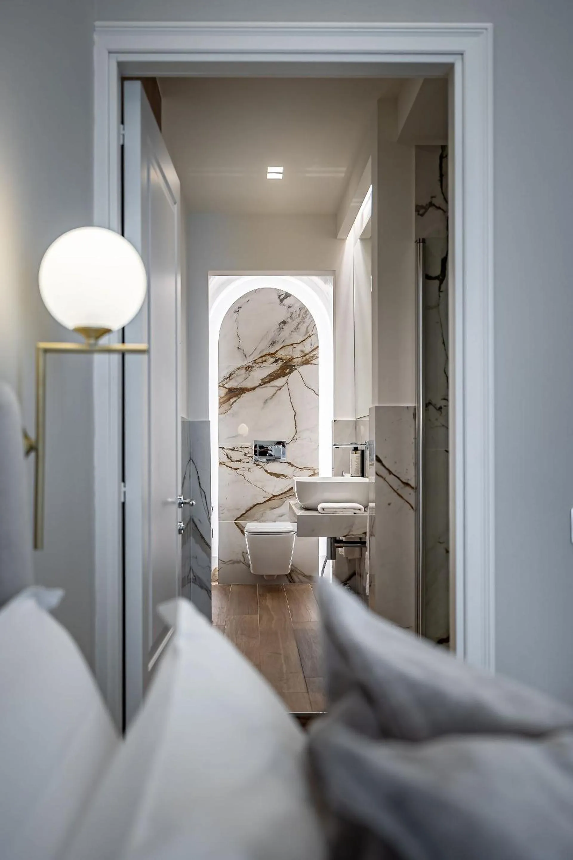 Toilet, Bed in Hotel Ungherese Small Luxury Hotel