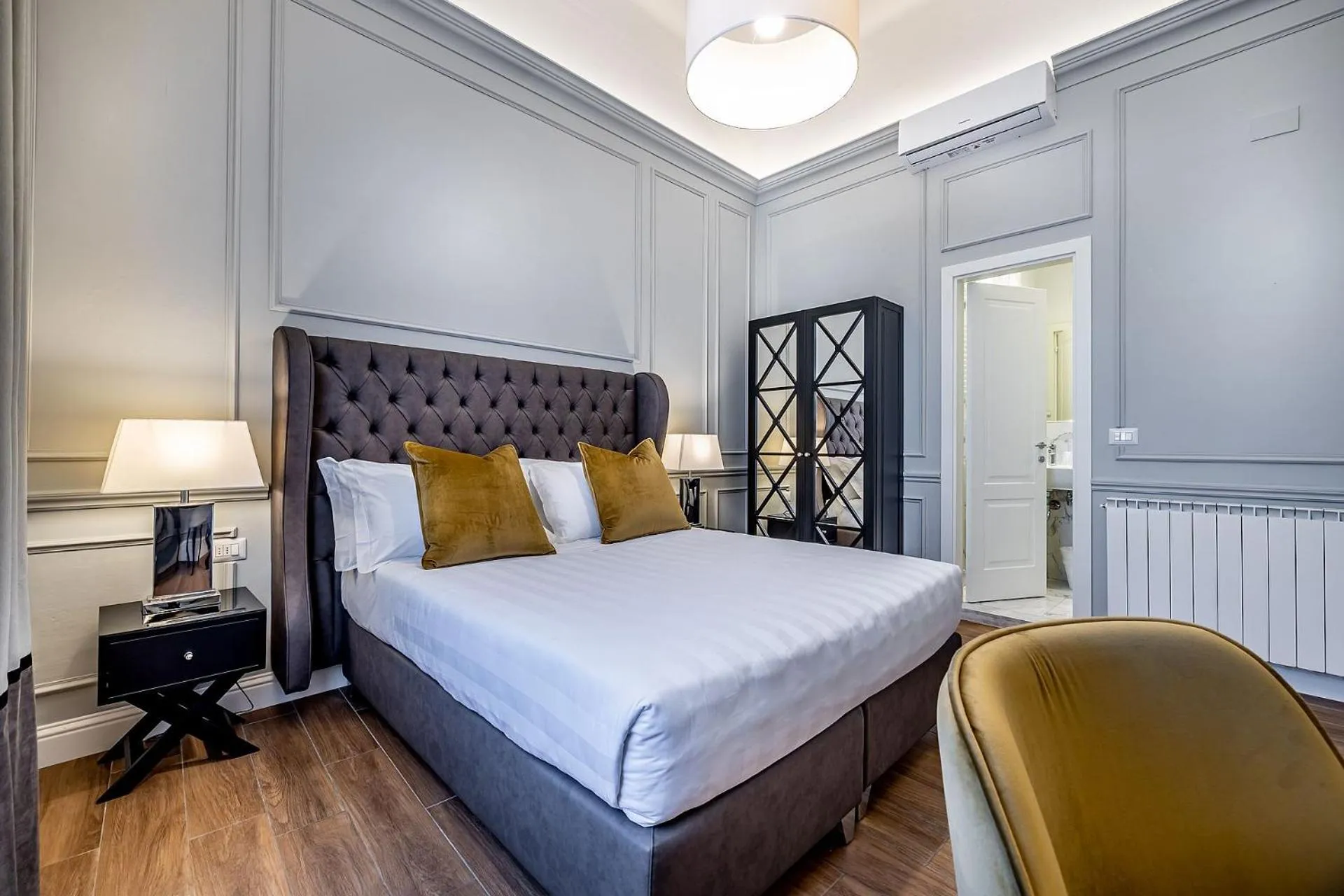 Bed in Hotel Ungherese Small Luxury Hotel