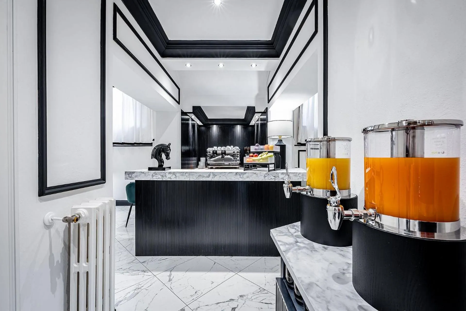 Lounge or bar in Hotel Ungherese Small Luxury Hotel