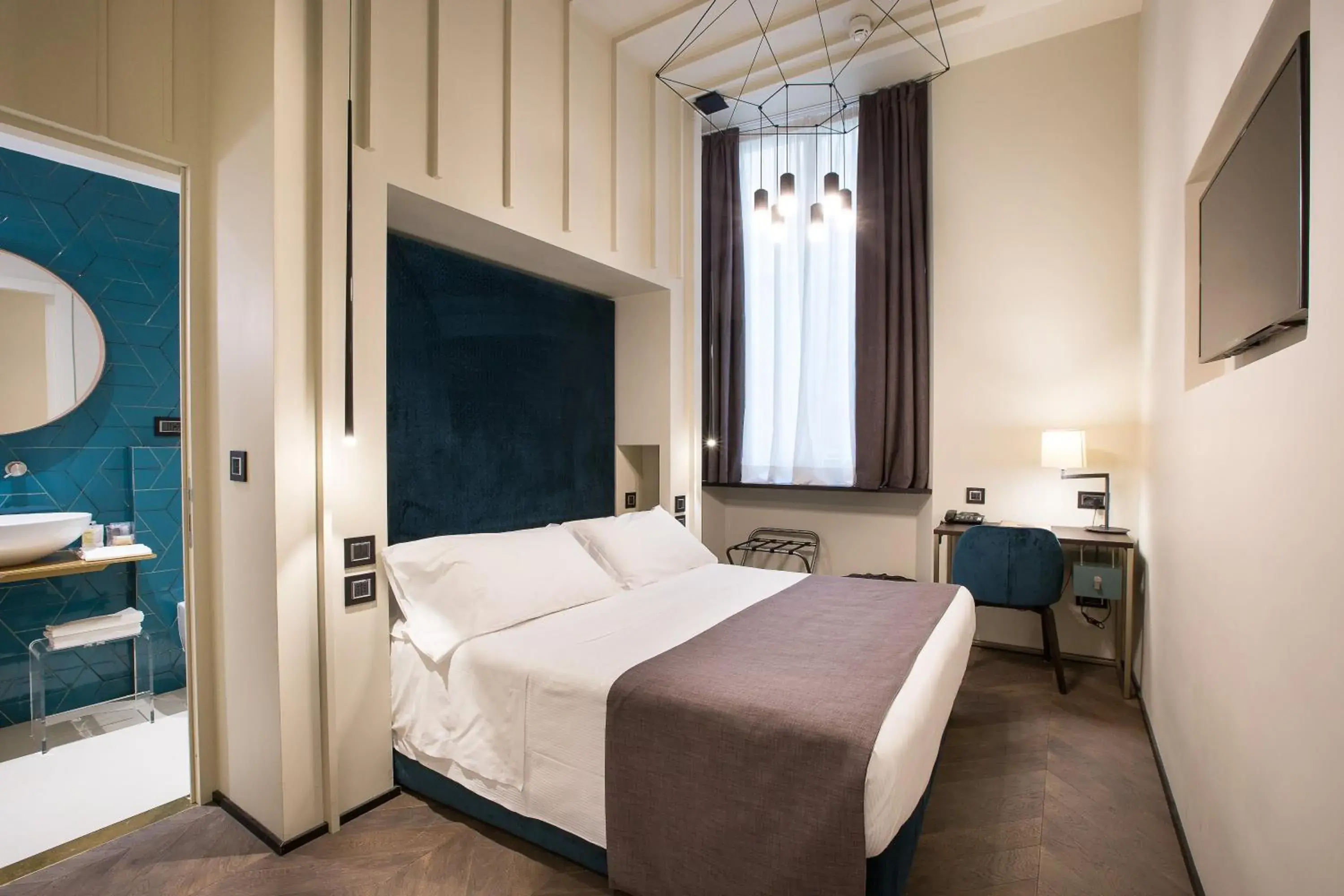 Bed in Hotel Silla Bed in Hotel Silla